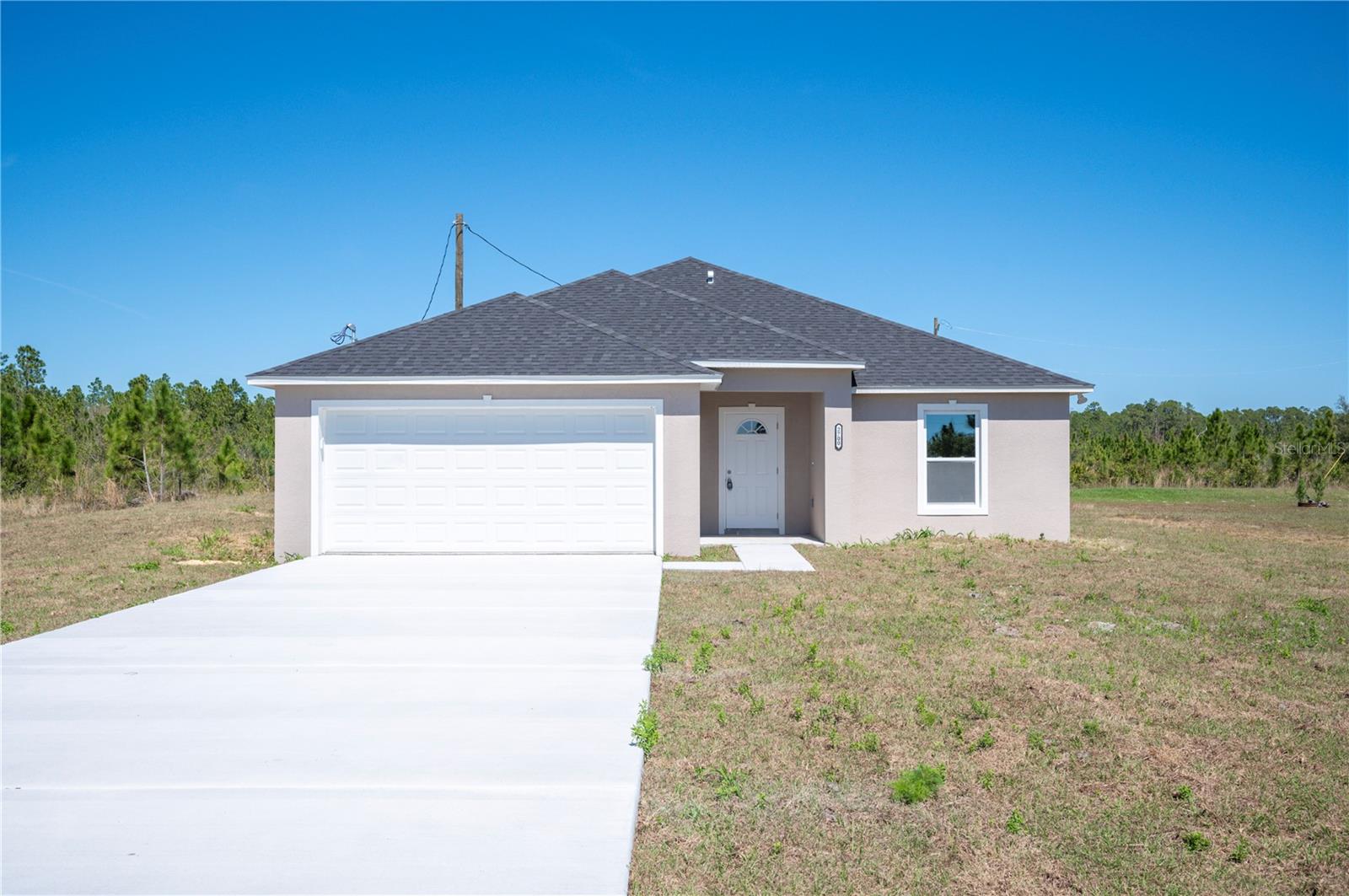 2700 LAGUNA DR