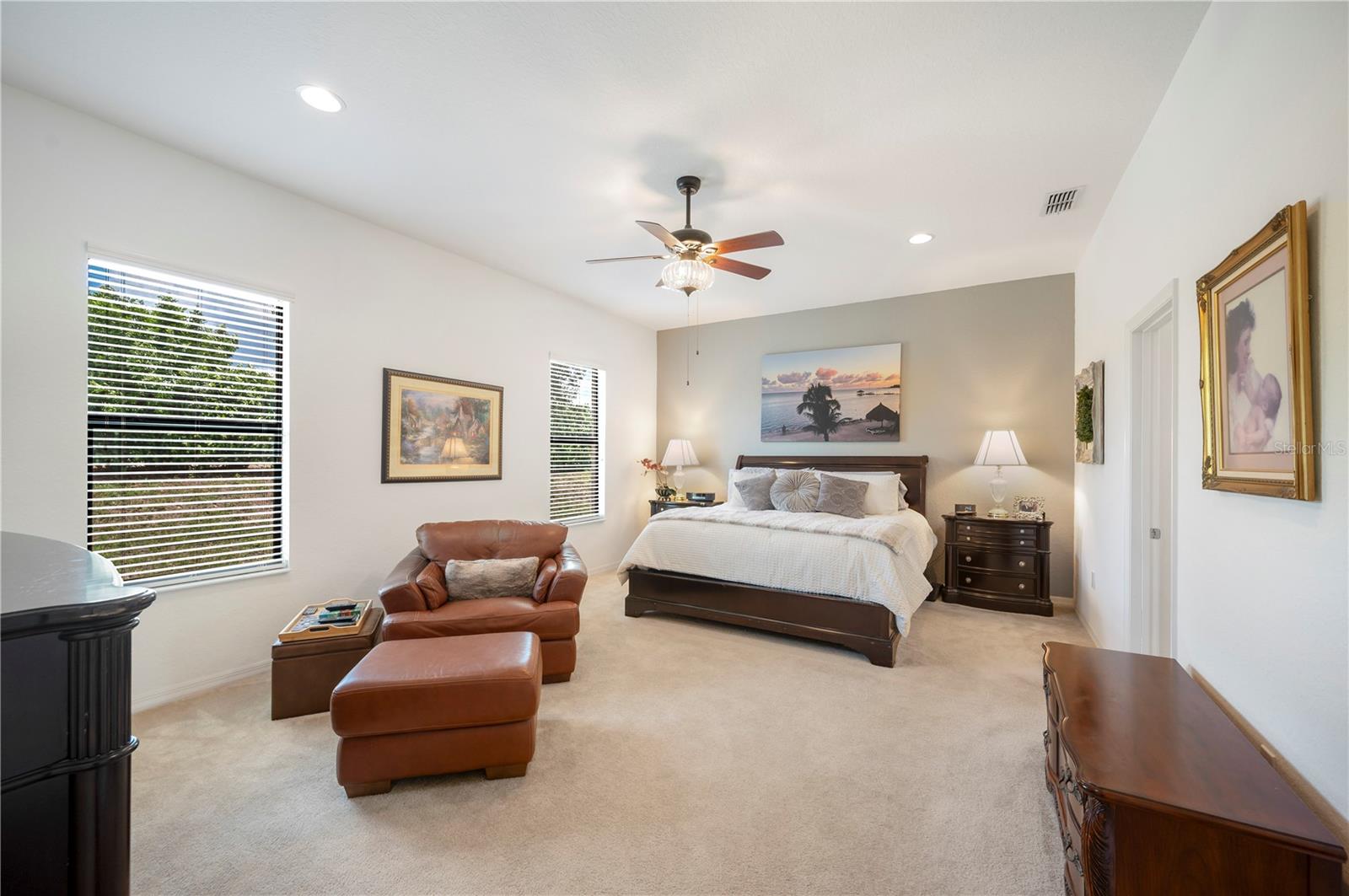 4046 DINNER LAKE WAY
