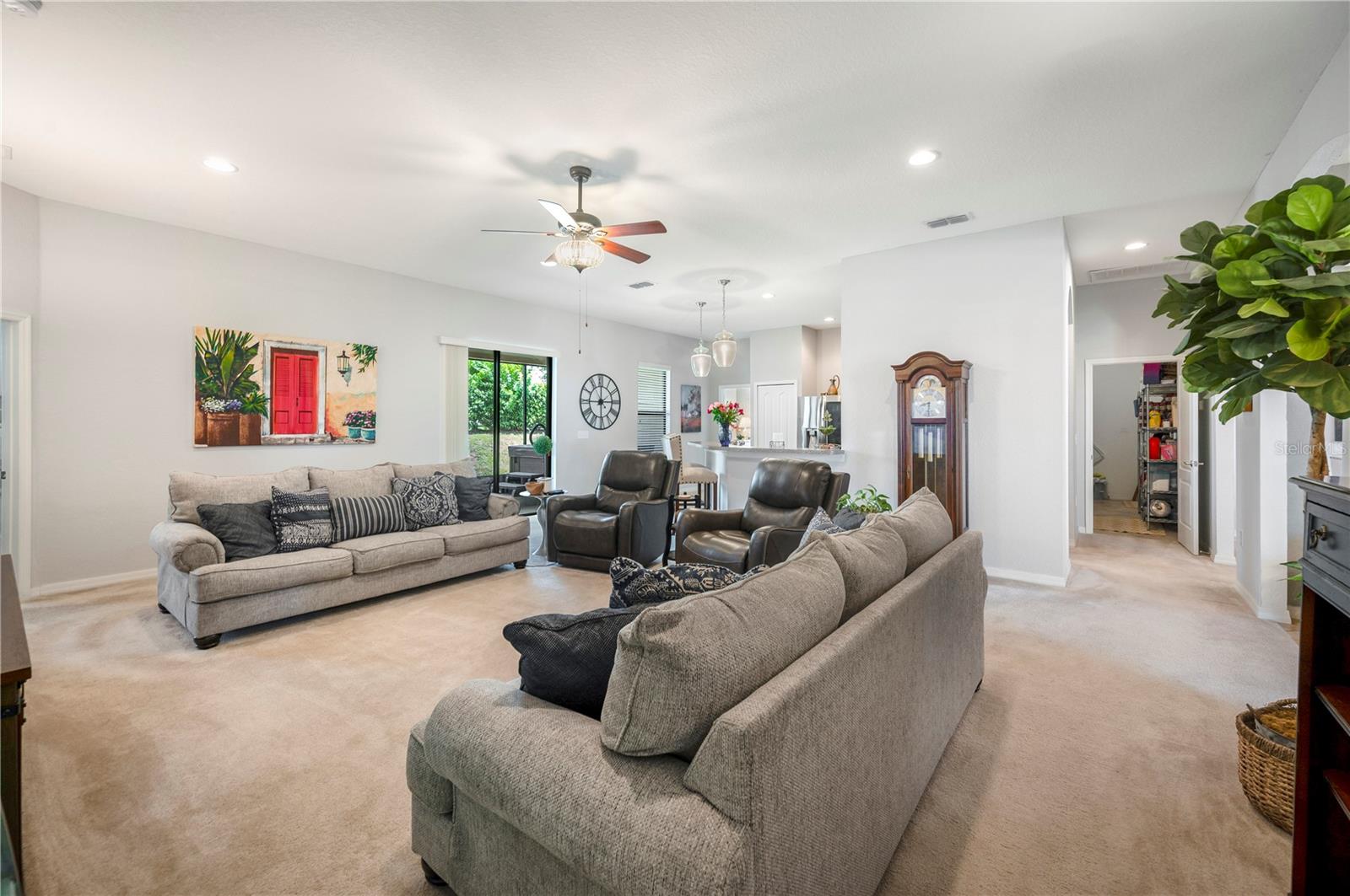 4046 DINNER LAKE WAY