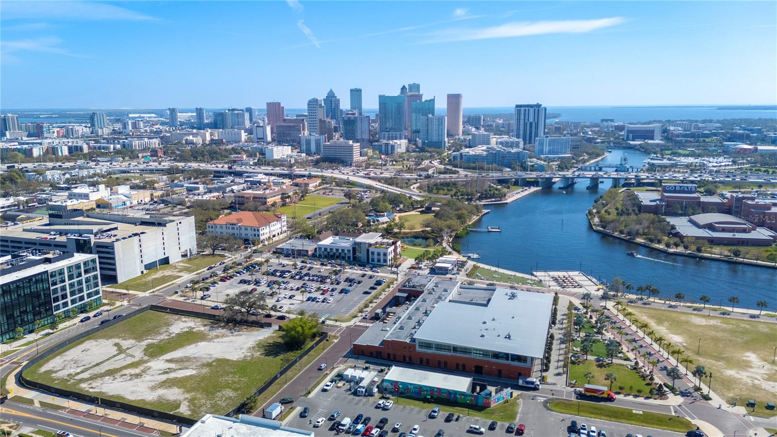 2705 N BOULEVARD #2