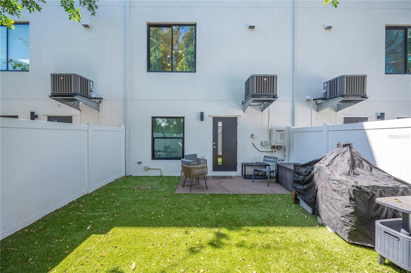 2705 N BOULEVARD #2