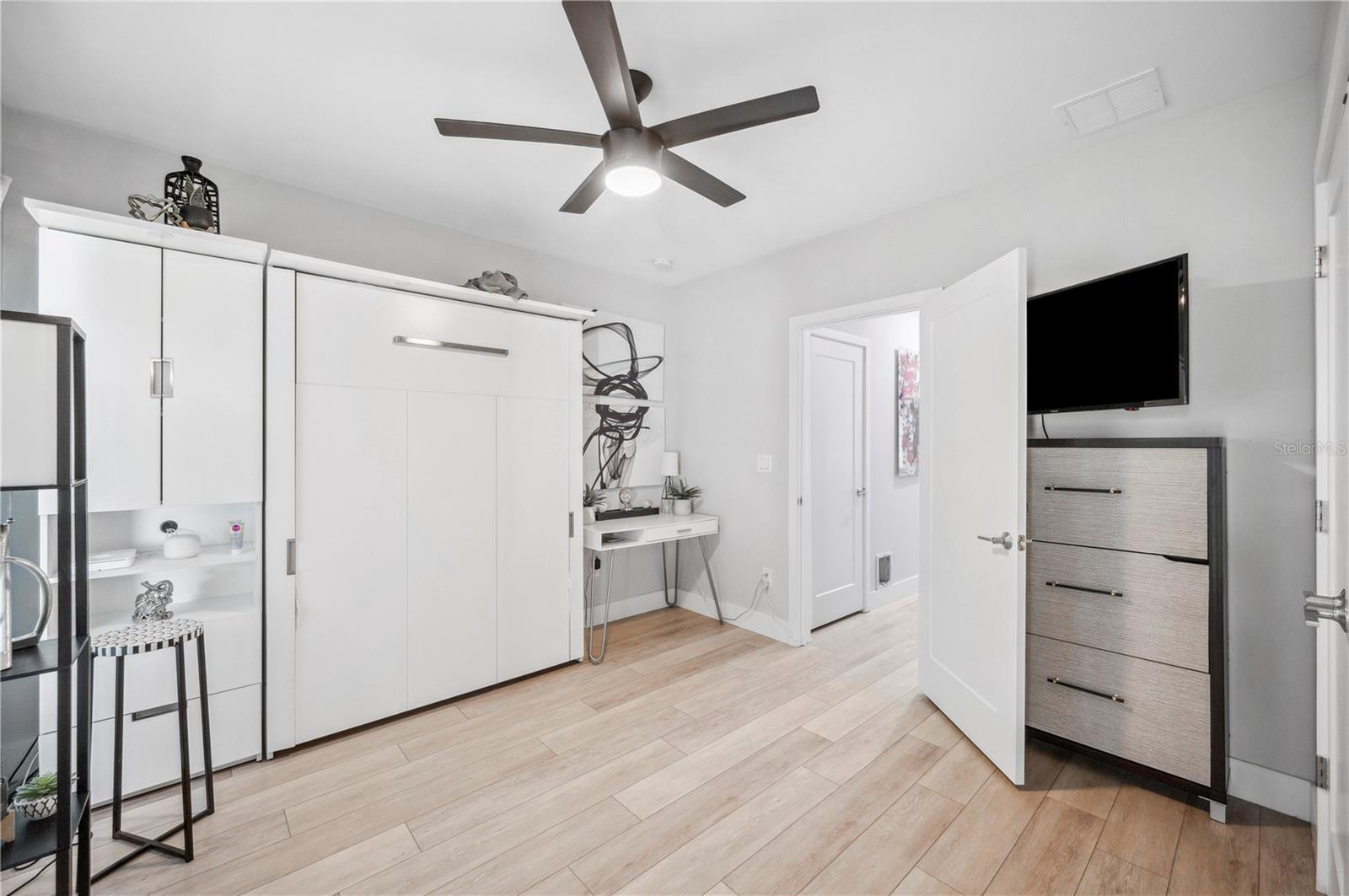 2705 N BOULEVARD #2