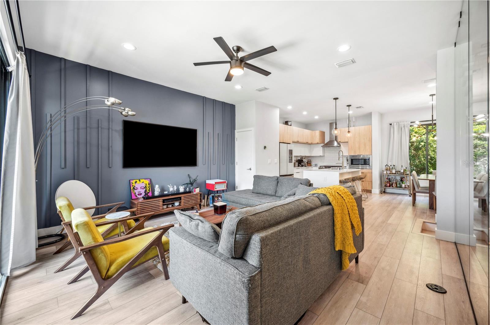 2705 N BOULEVARD #2