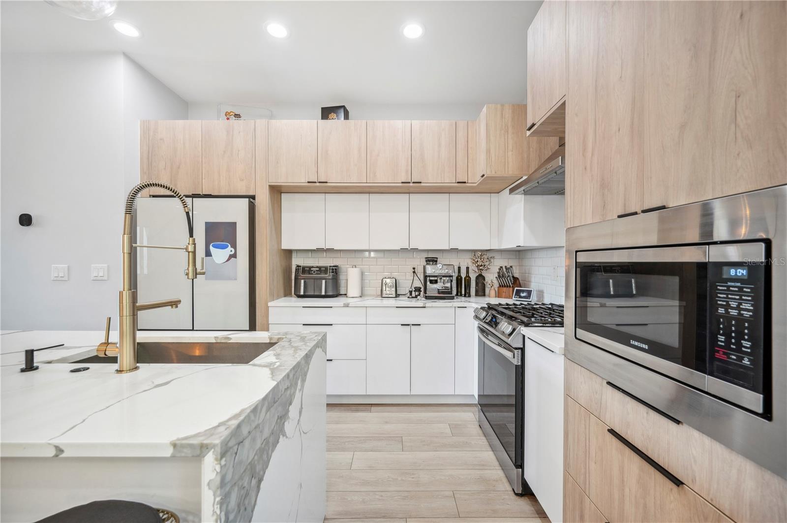 2705 N BOULEVARD #2