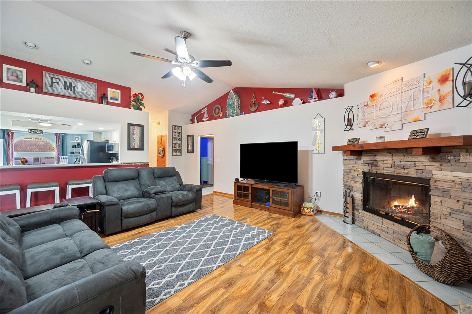 2601 SAVANNAH DR