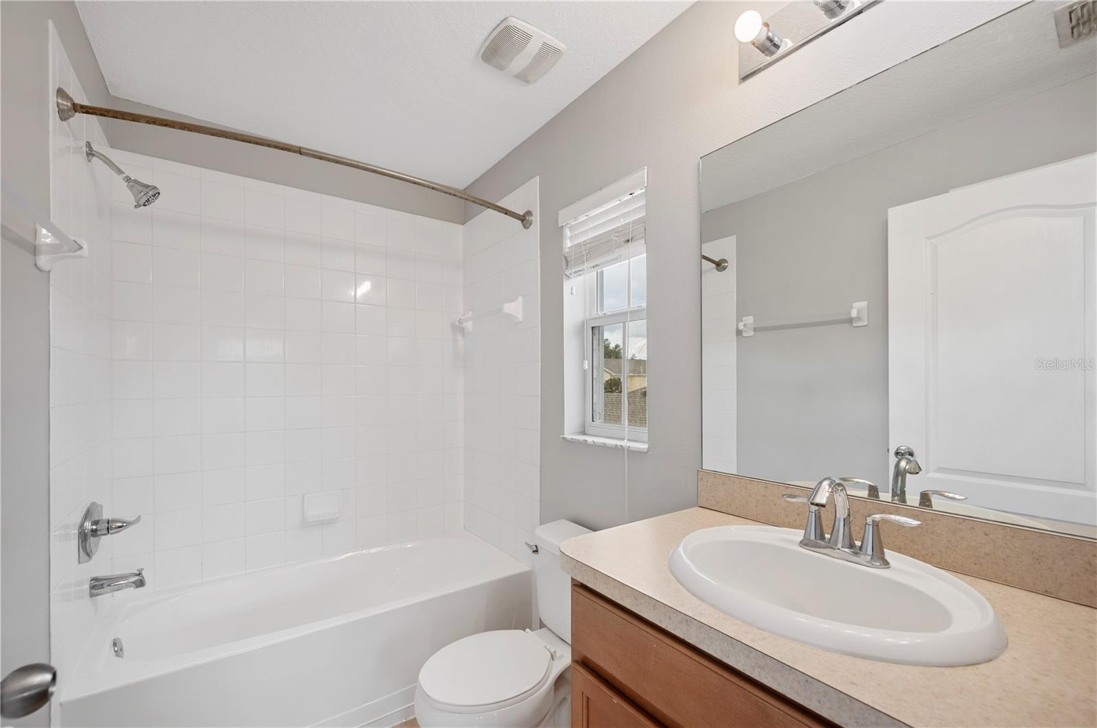 4034 WINDING VINE DR