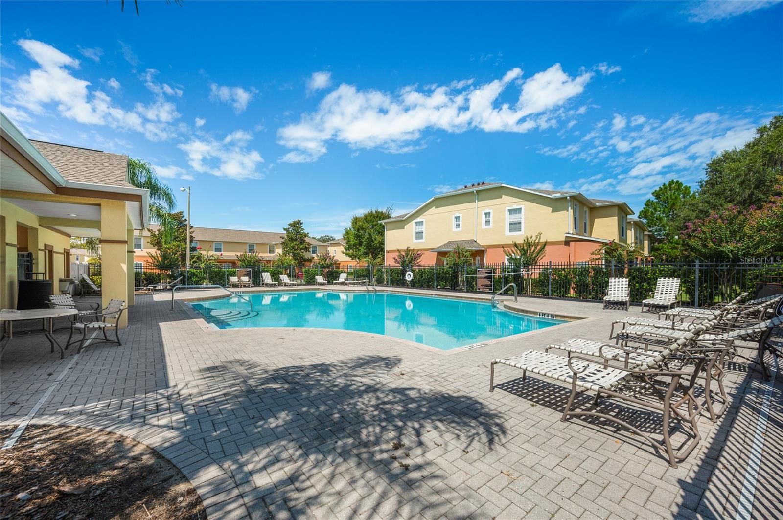 4034 WINDING VINE DR