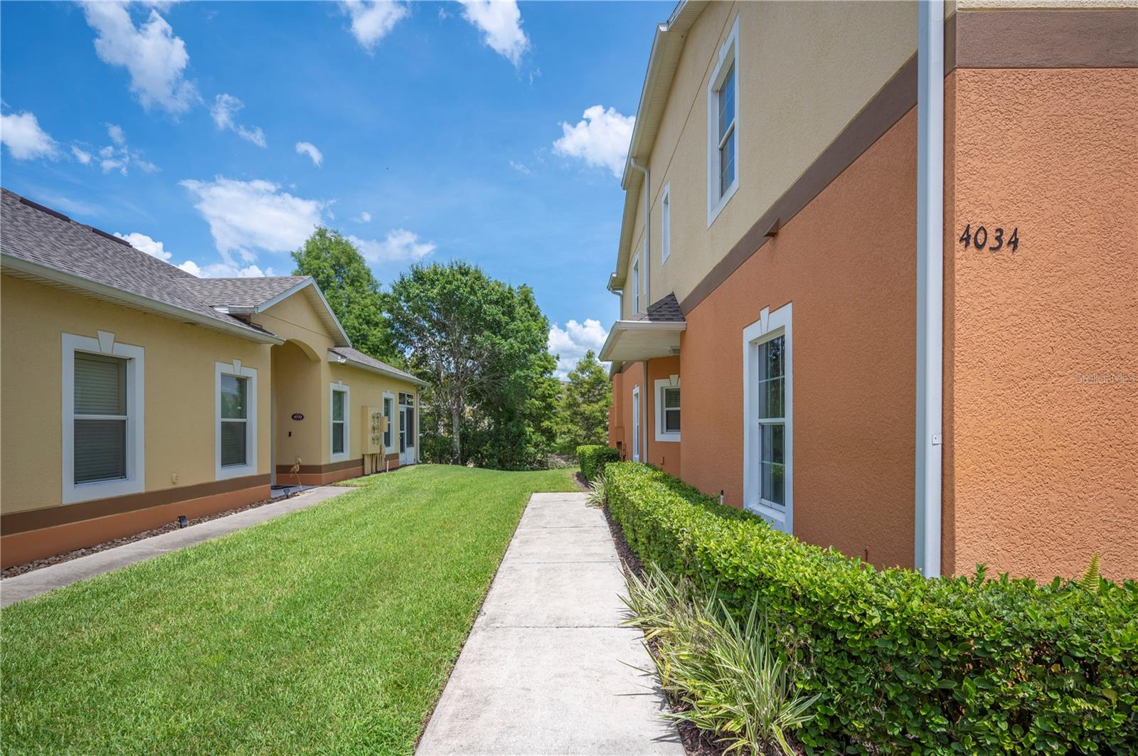 4034 WINDING VINE DR