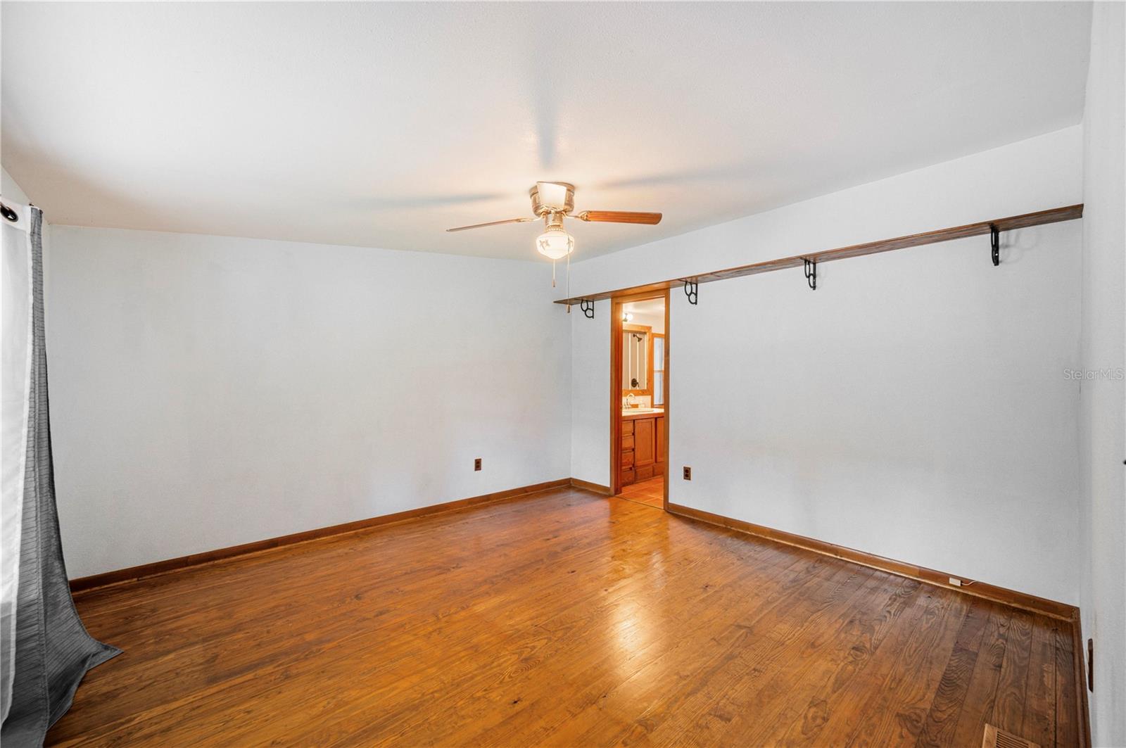 4907 MILEY RD