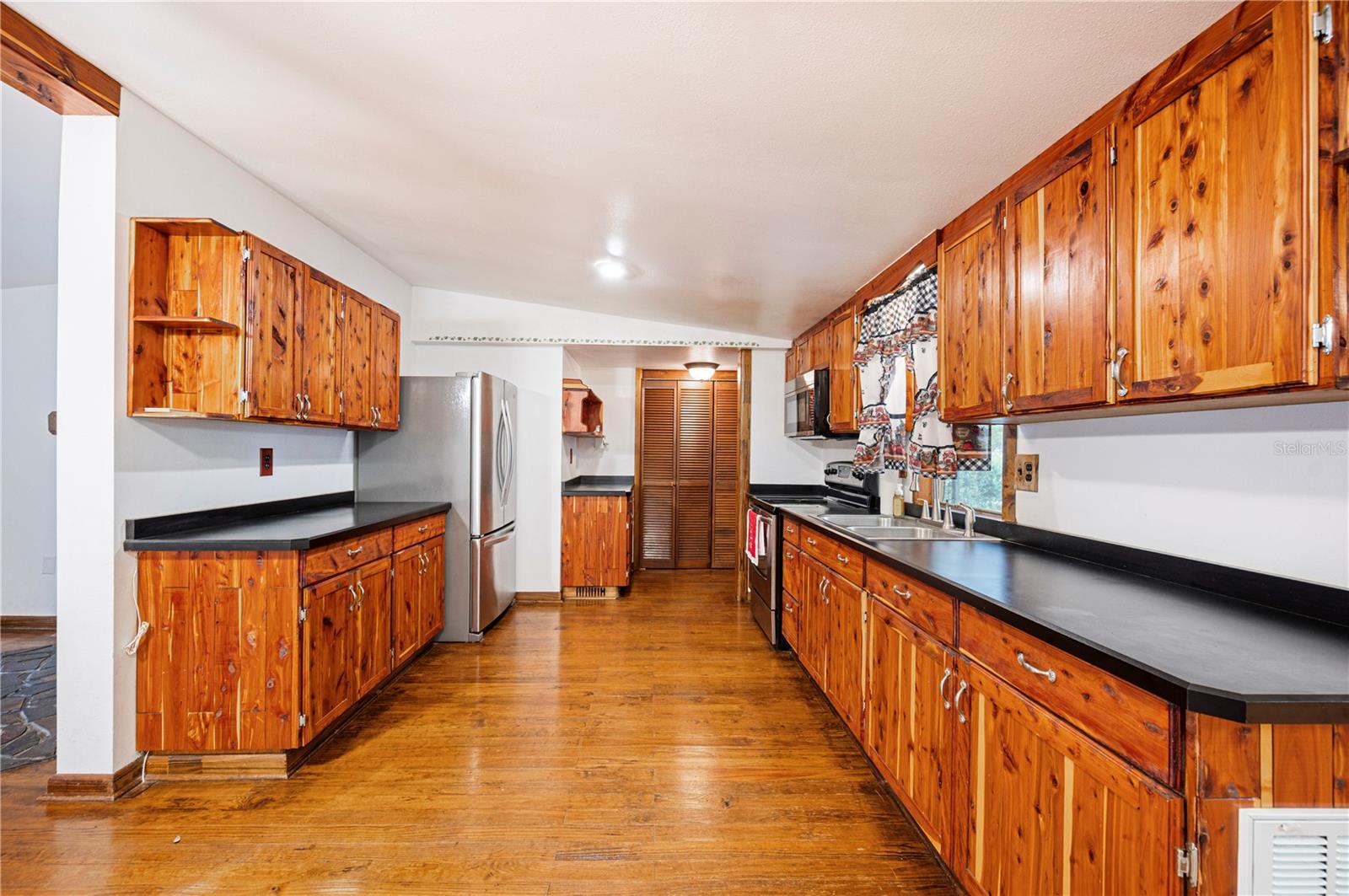 4907 MILEY RD