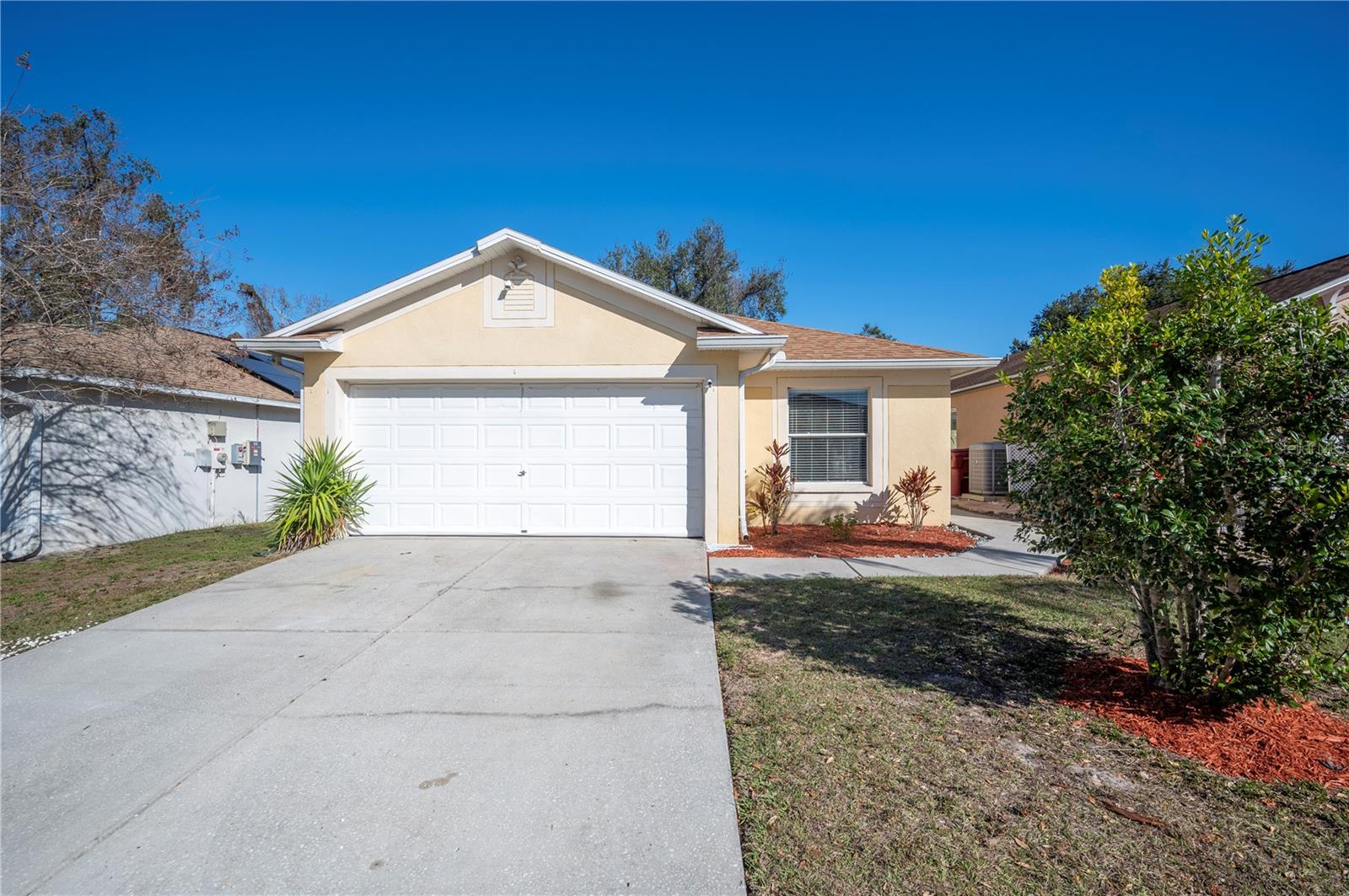 4504 COUNTRY HILLS BLVD