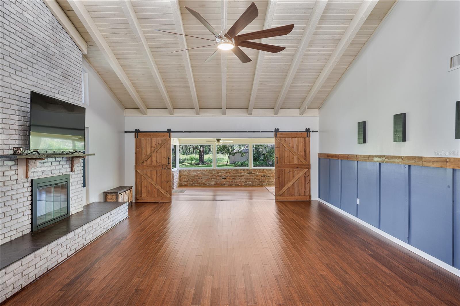 109 ARROWHEAD LN