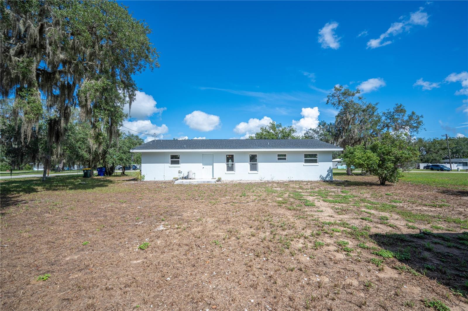 2995 W LAKE CHILTON DR