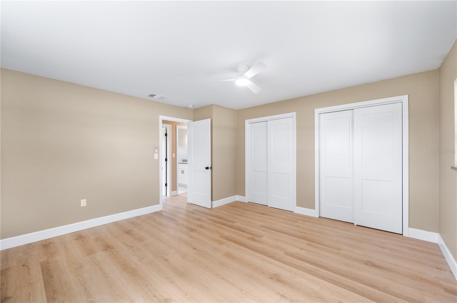 2995 W LAKE CHILTON DR