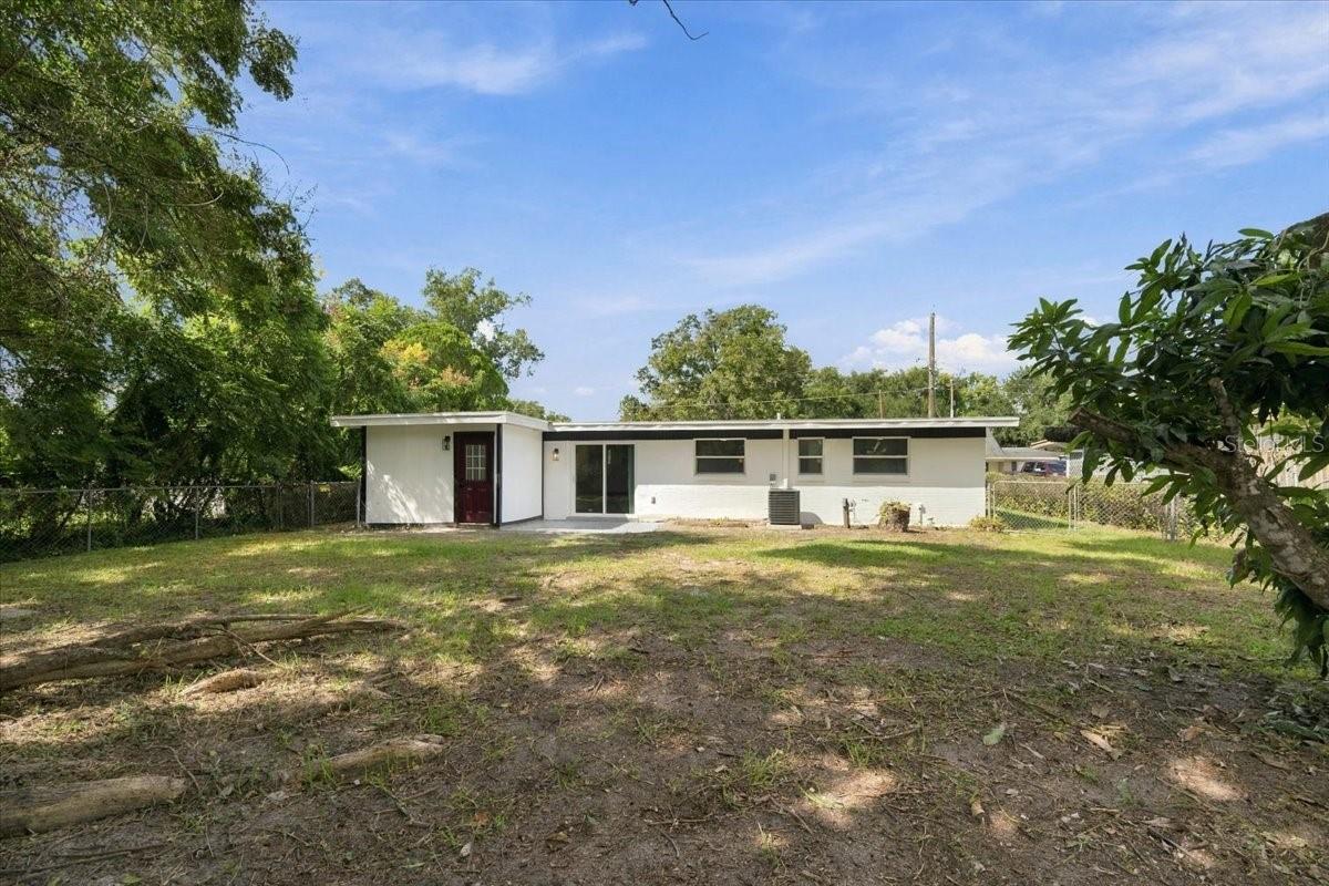240 WESTWOOD AVE