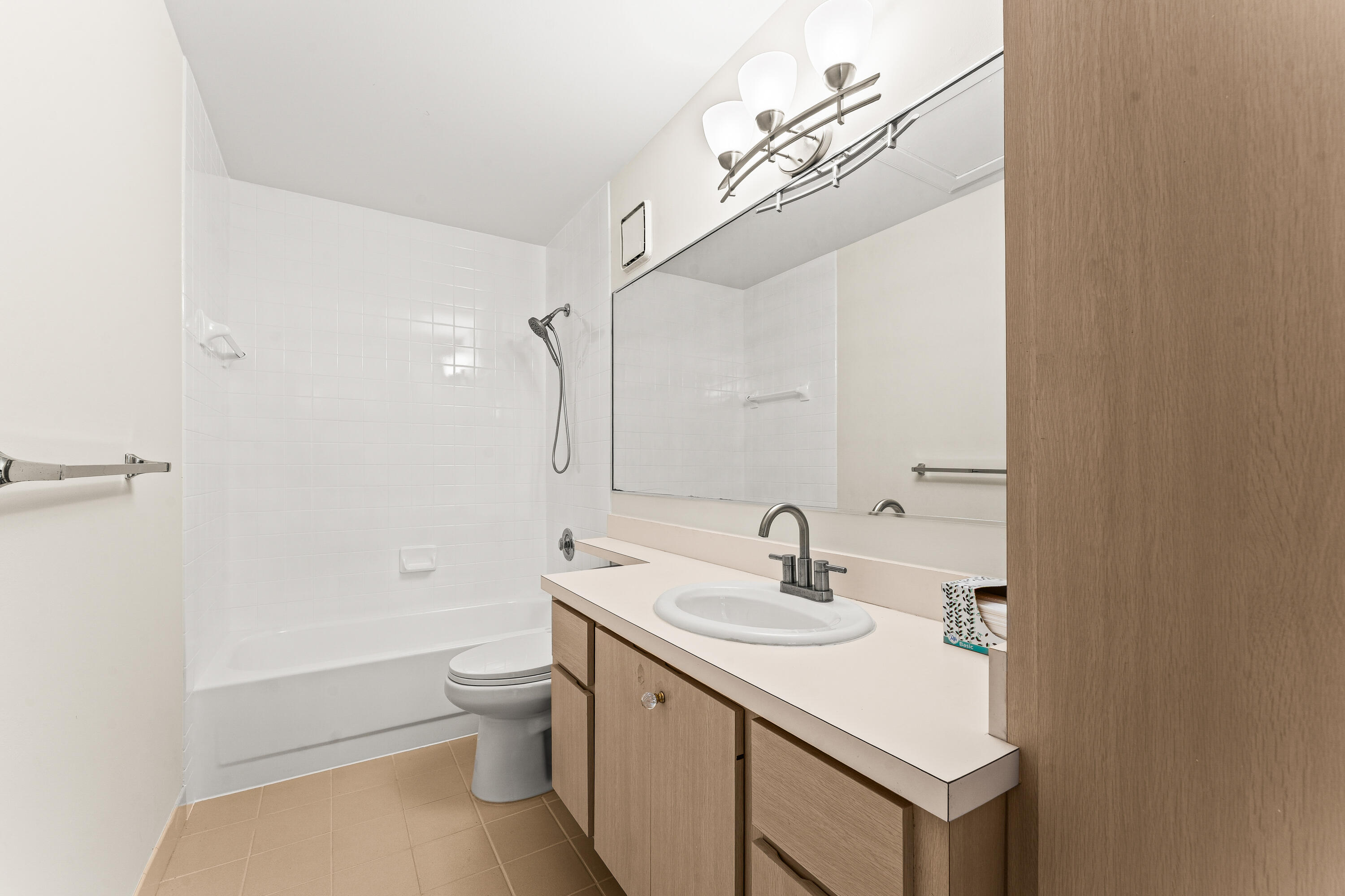 3136 Kingston Court
