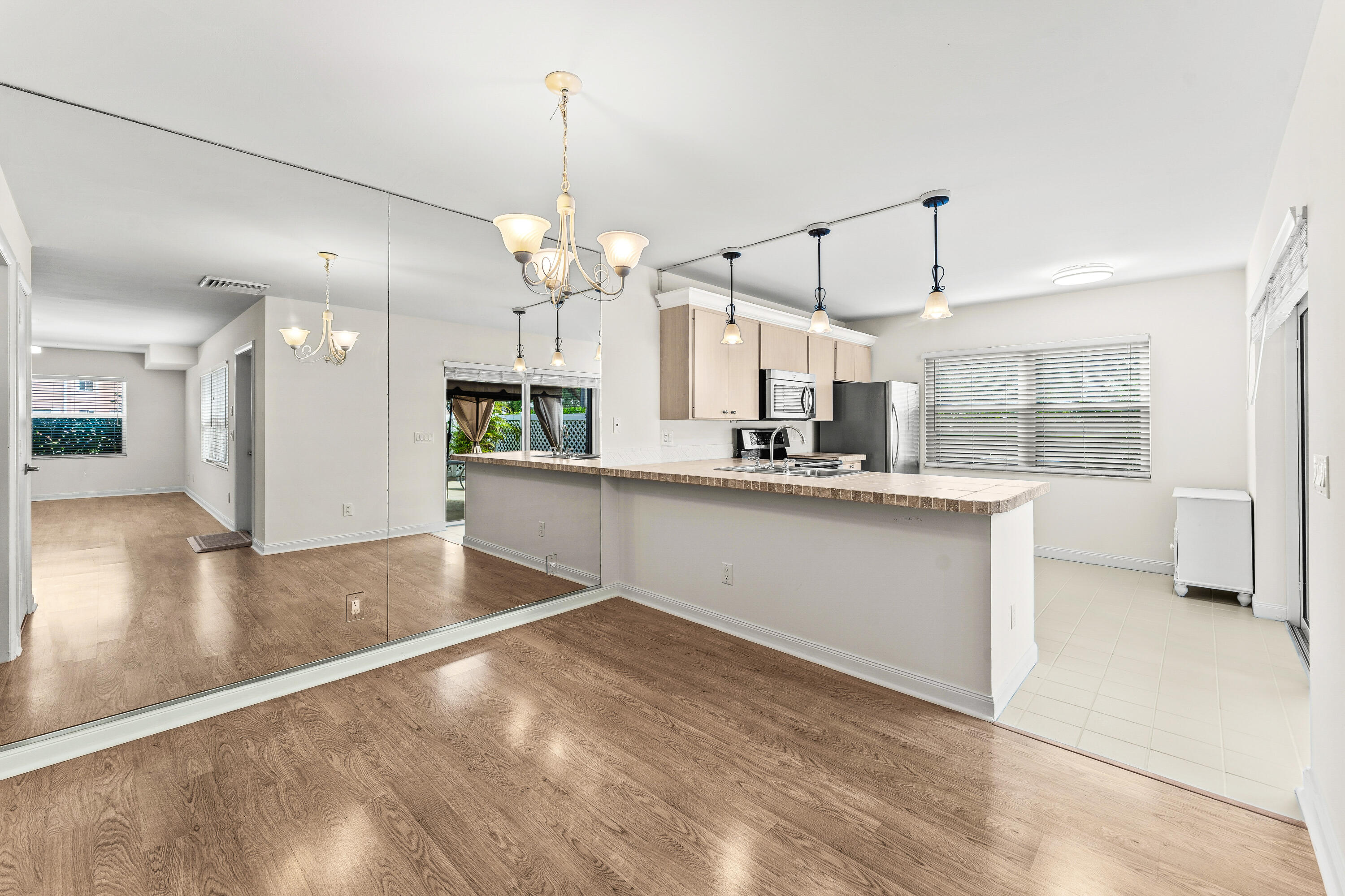 3136 Kingston Court