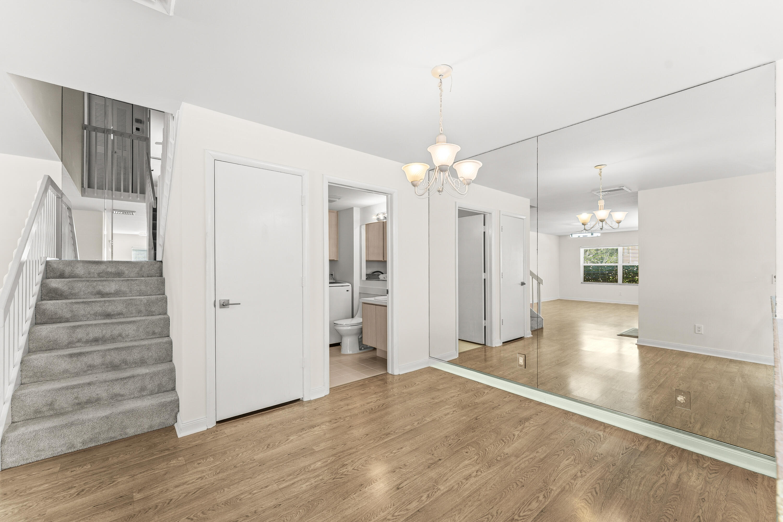 3136 Kingston Court