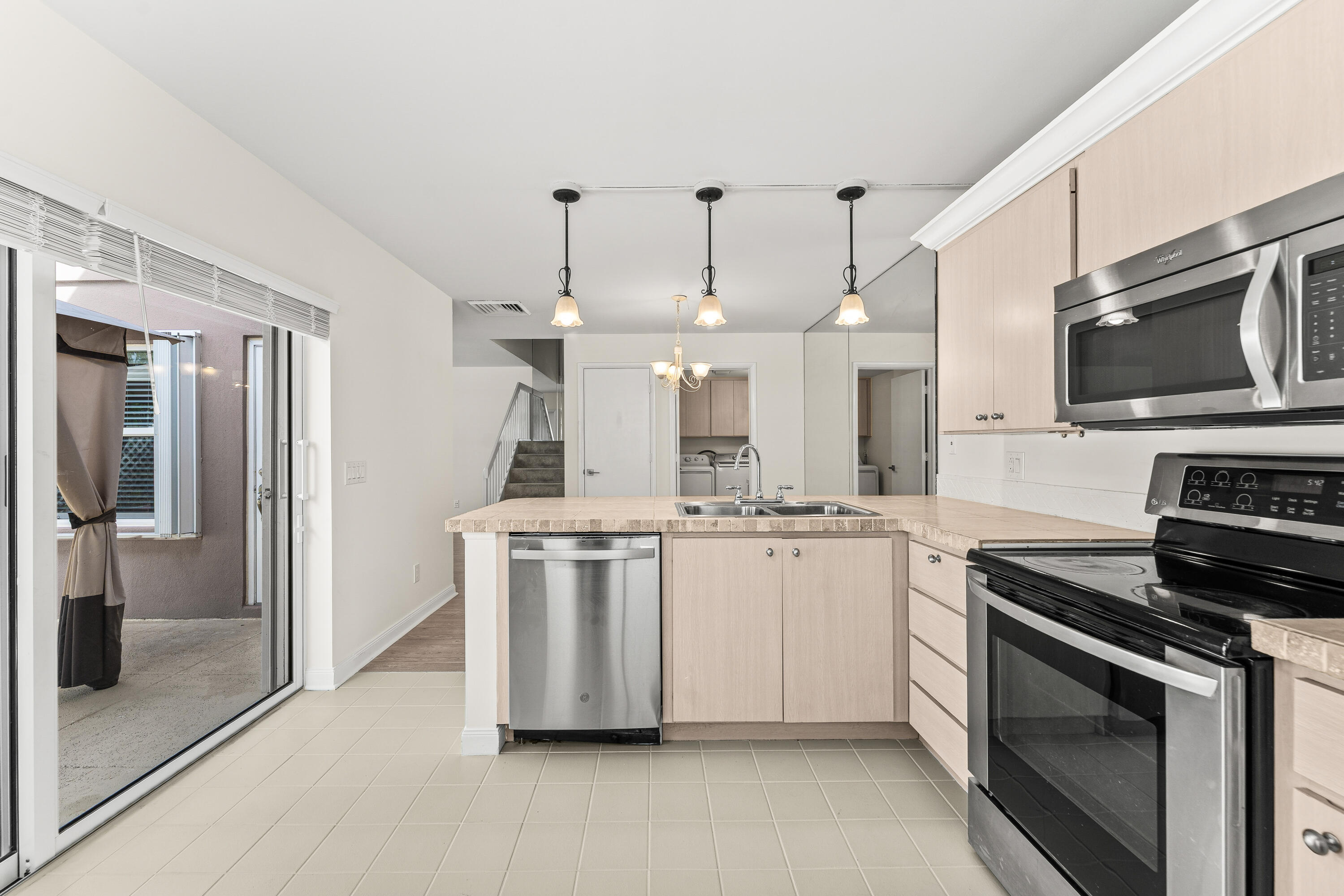 3136 Kingston Court