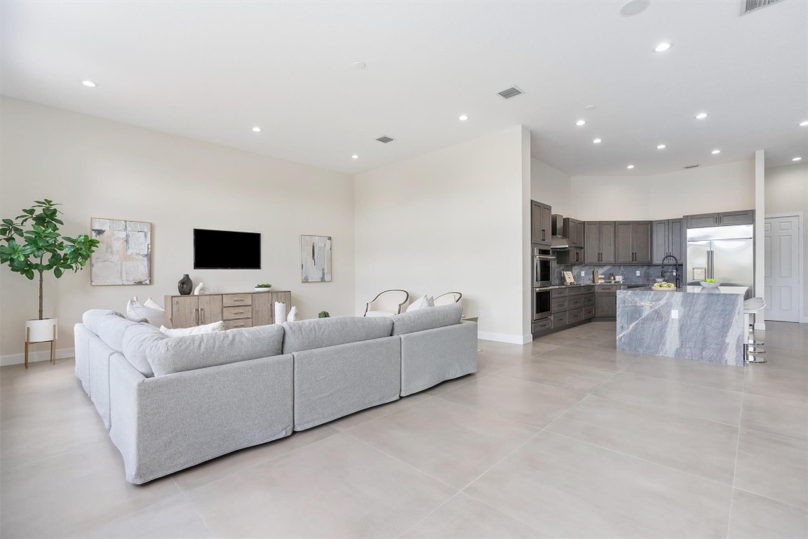 14895 SW 40th Street