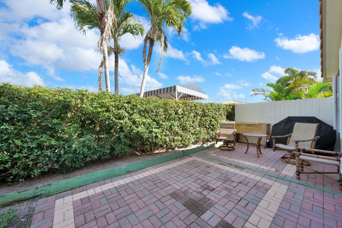 6131 Bluegrass Drive