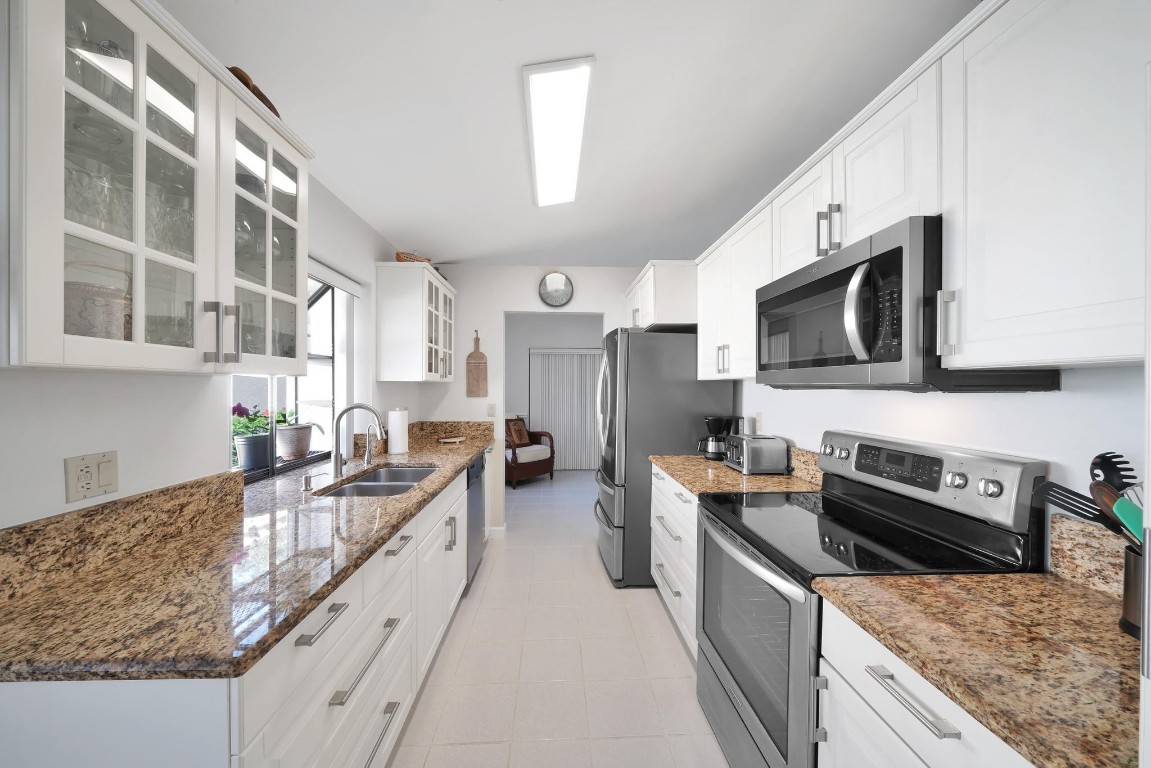 6131 Bluegrass Drive