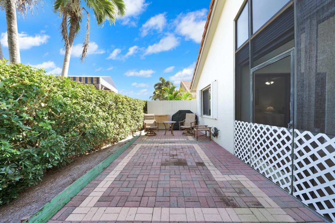 6131 Bluegrass Drive