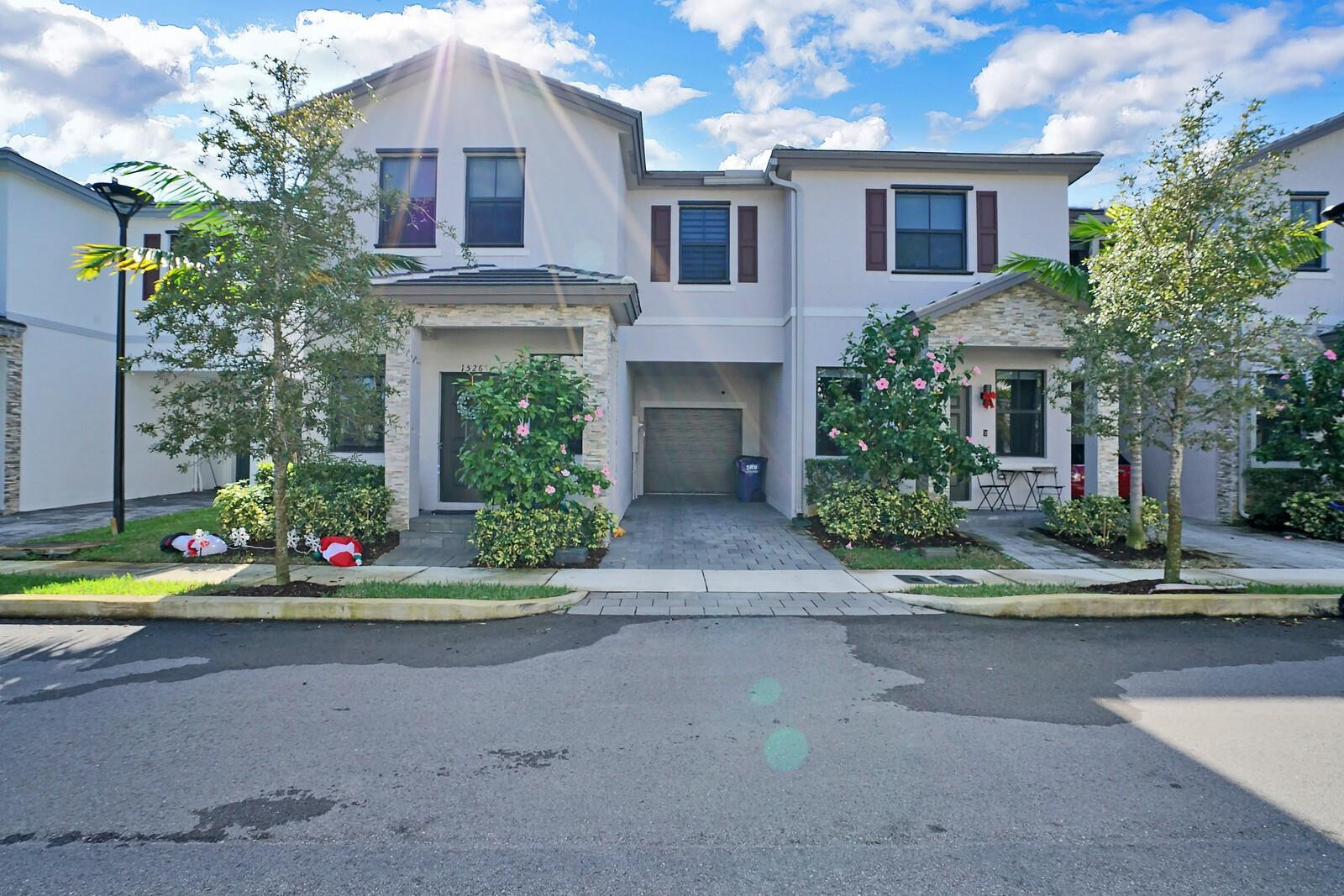 1526 SW 29th Street