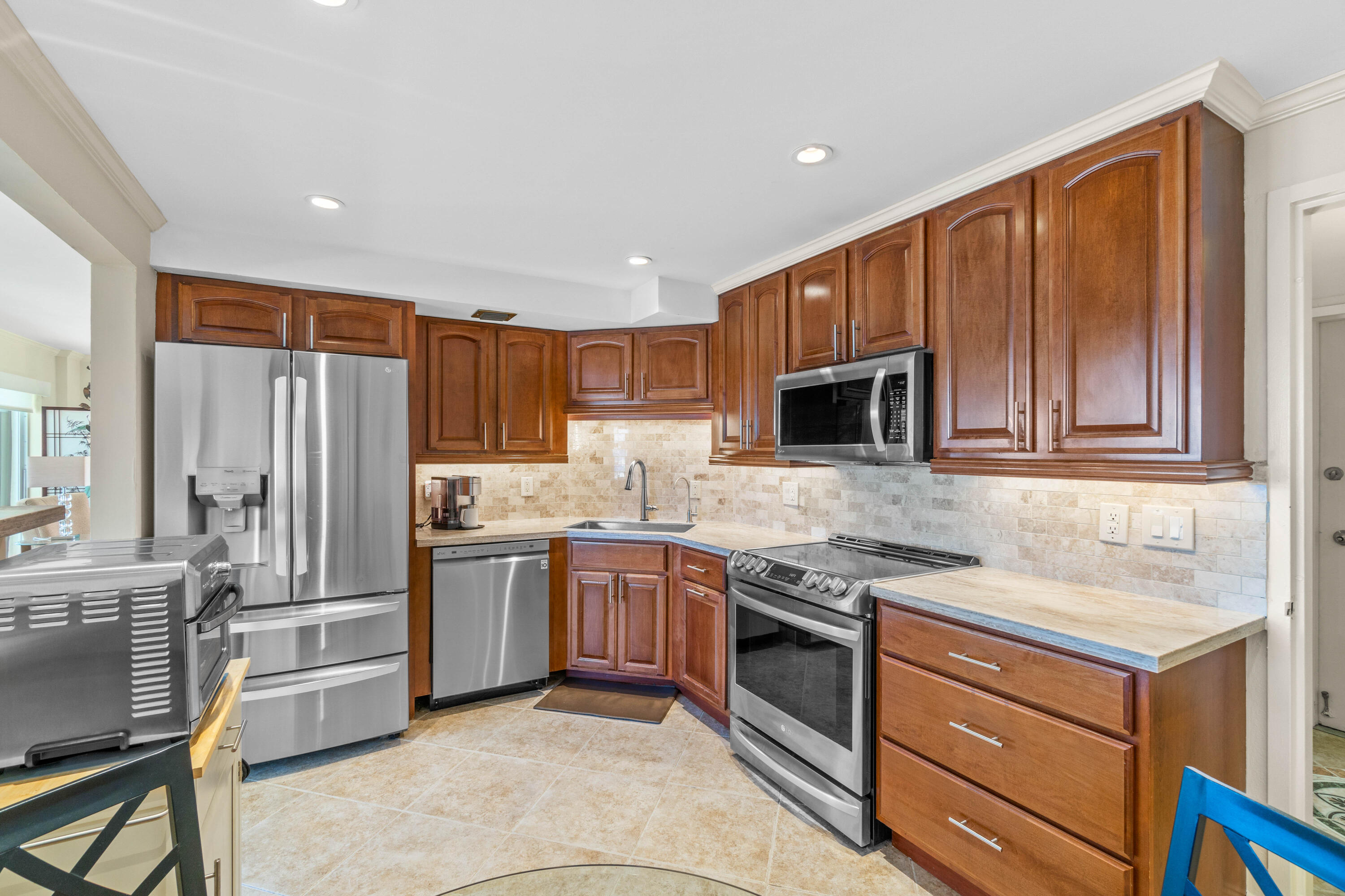 111 N Pompano Beach Boulevard 814