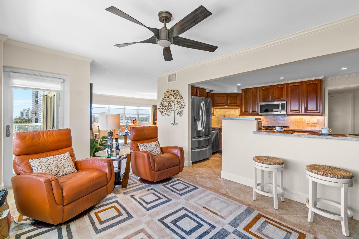 111 N Pompano Beach Boulevard 814