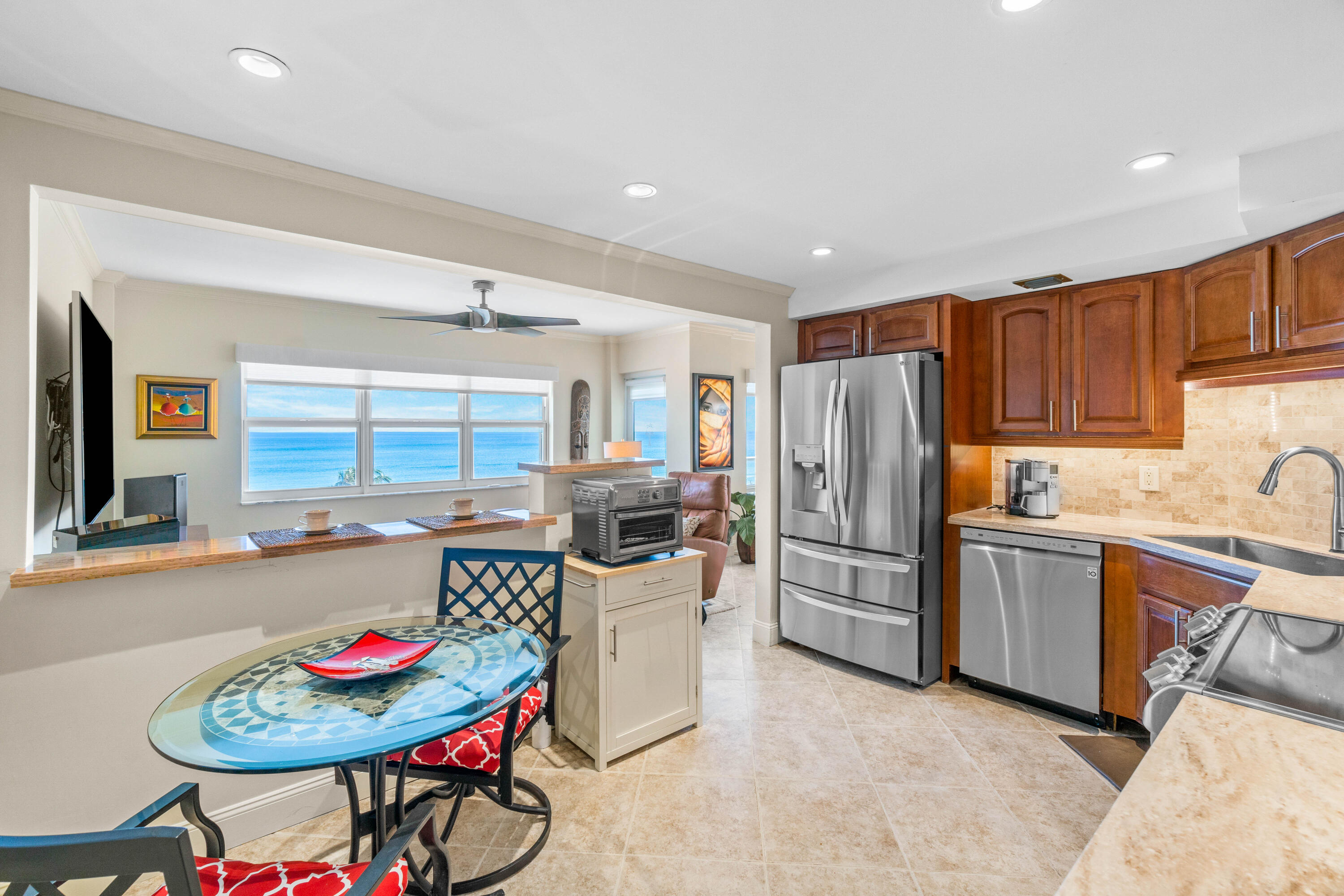 111 N Pompano Beach Boulevard 814