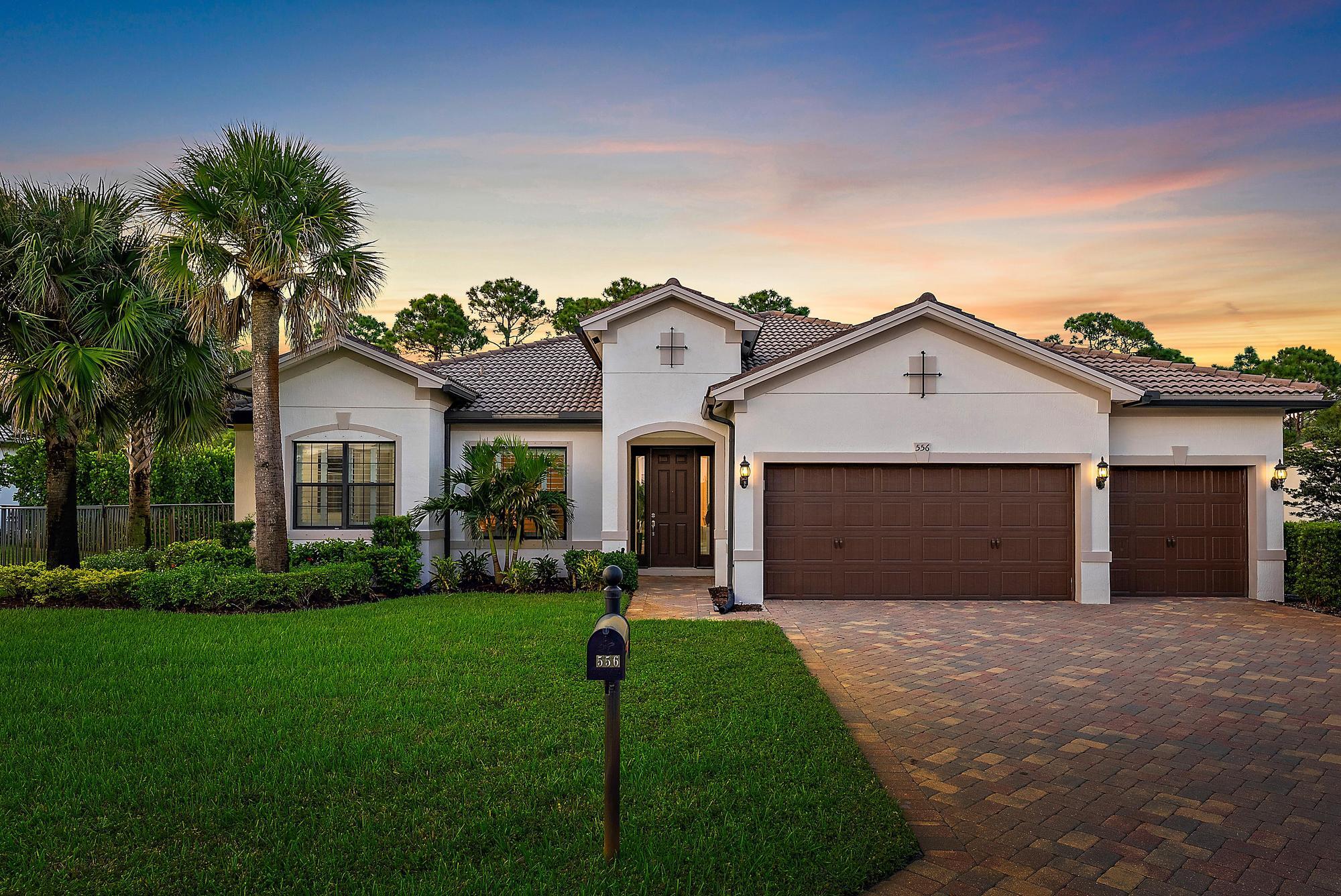 556 SW Sea Green Street