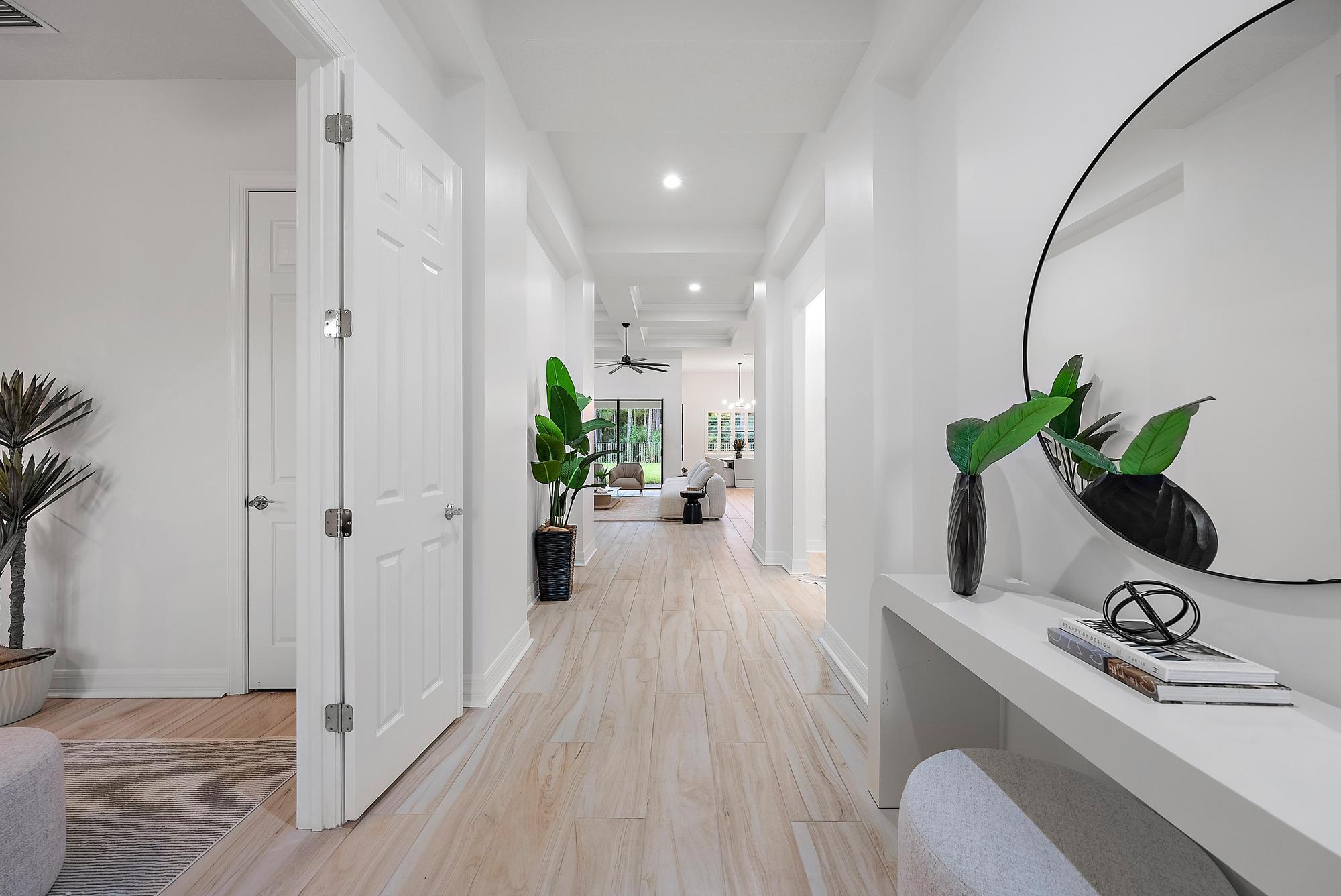 556 SW Sea Green Street