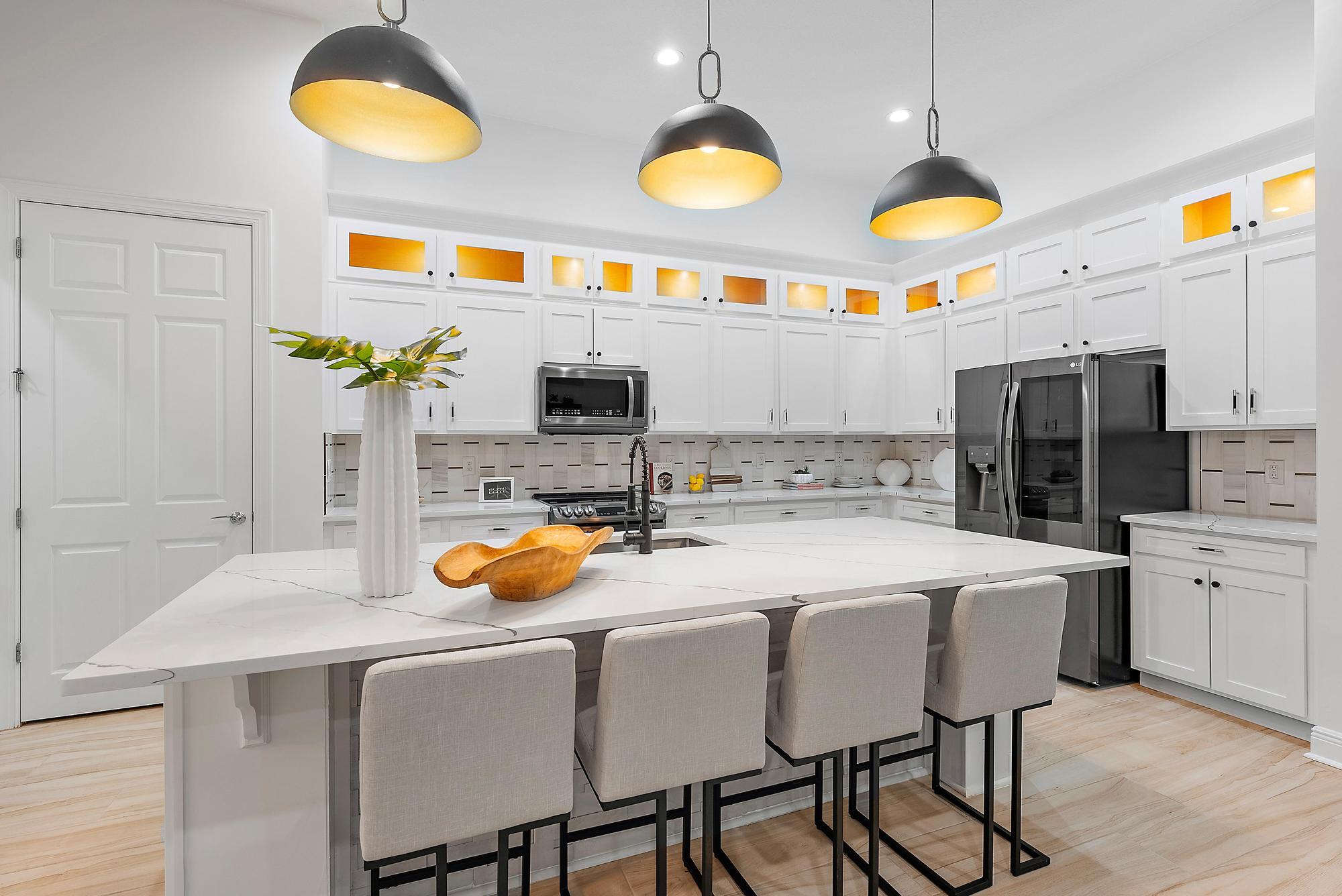 556 SW Sea Green Street