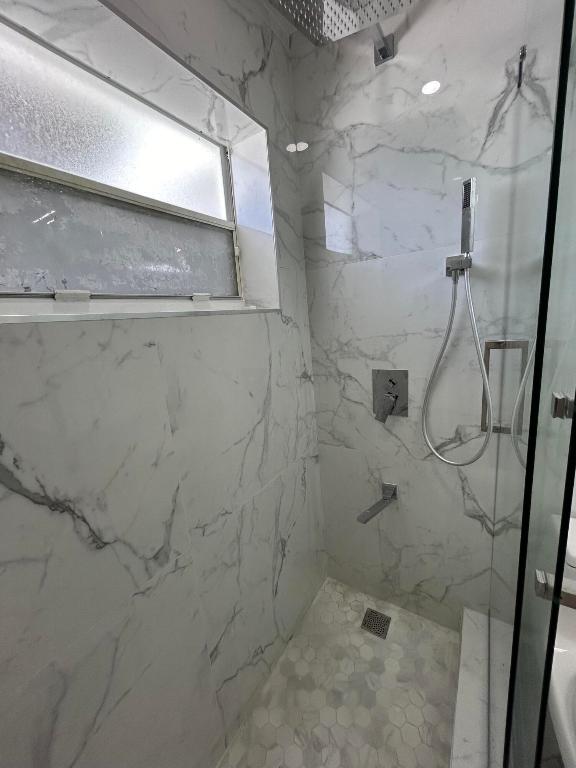 4350 SW 62nd Avenue 1