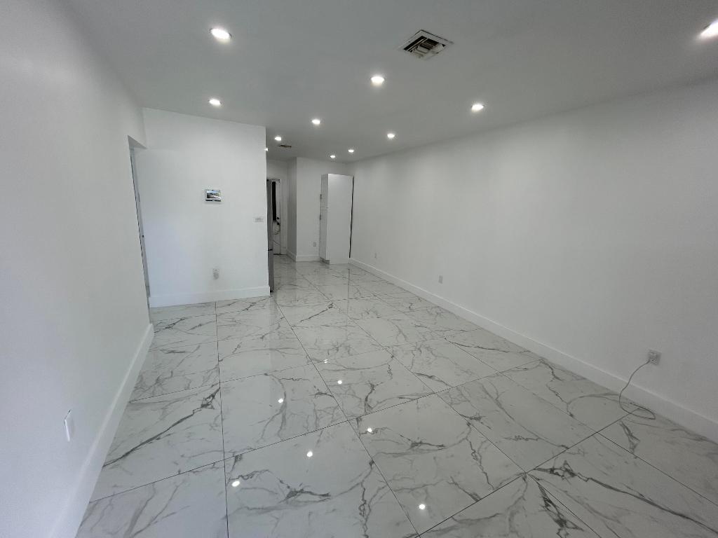 4350 SW 62nd Avenue 1