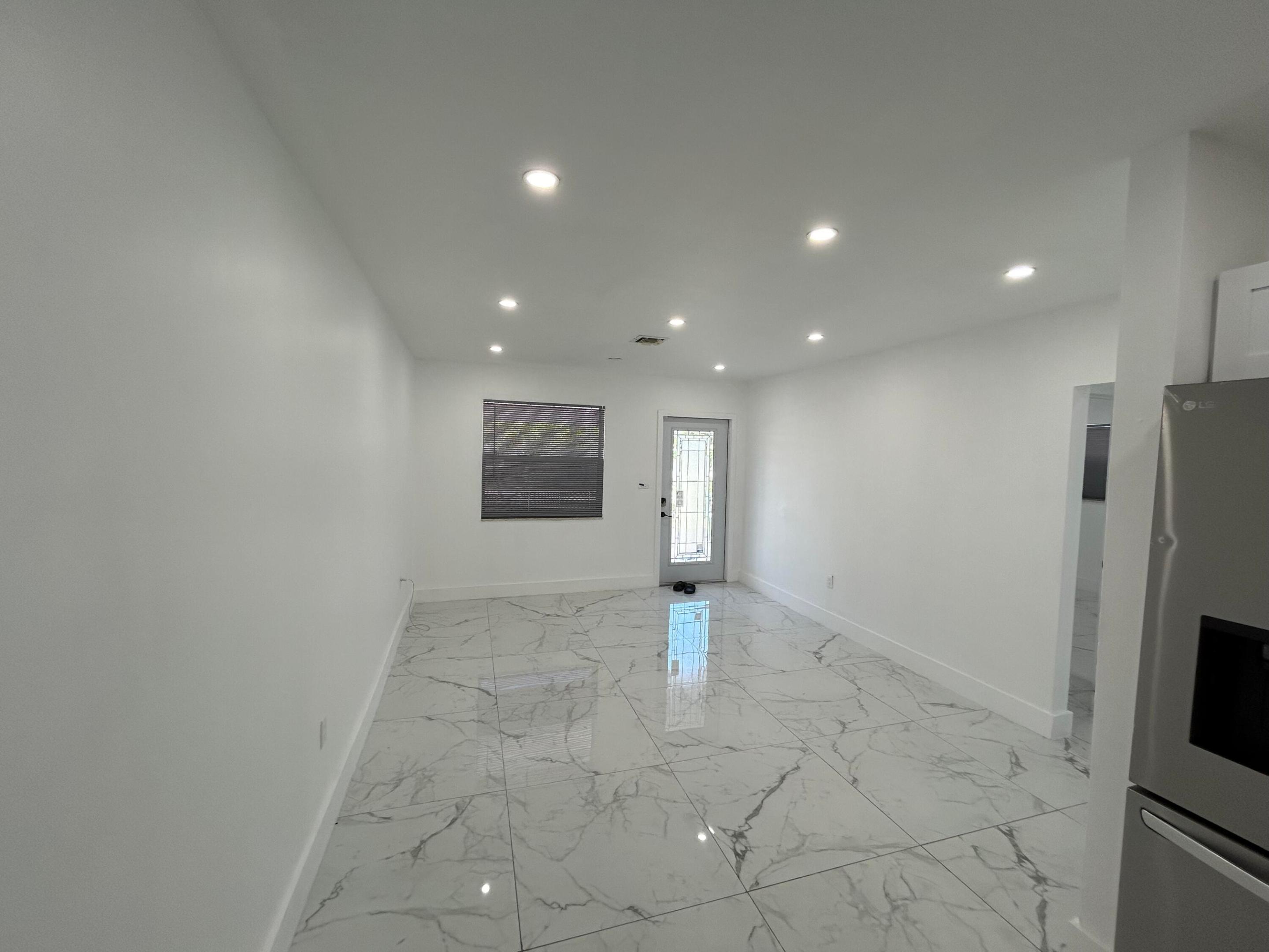 4350 SW 62nd Avenue 1