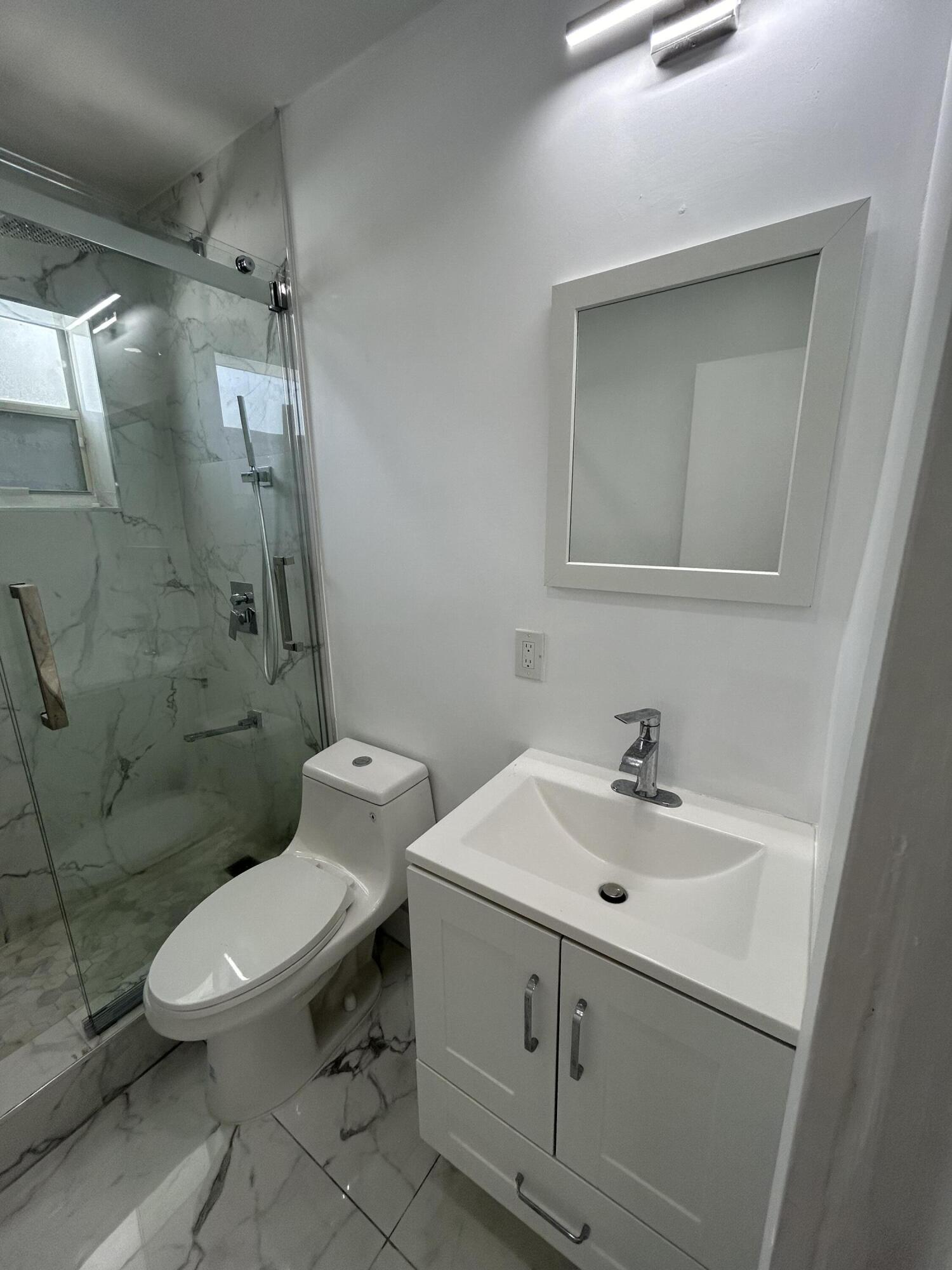 4350 SW 62nd Avenue 1