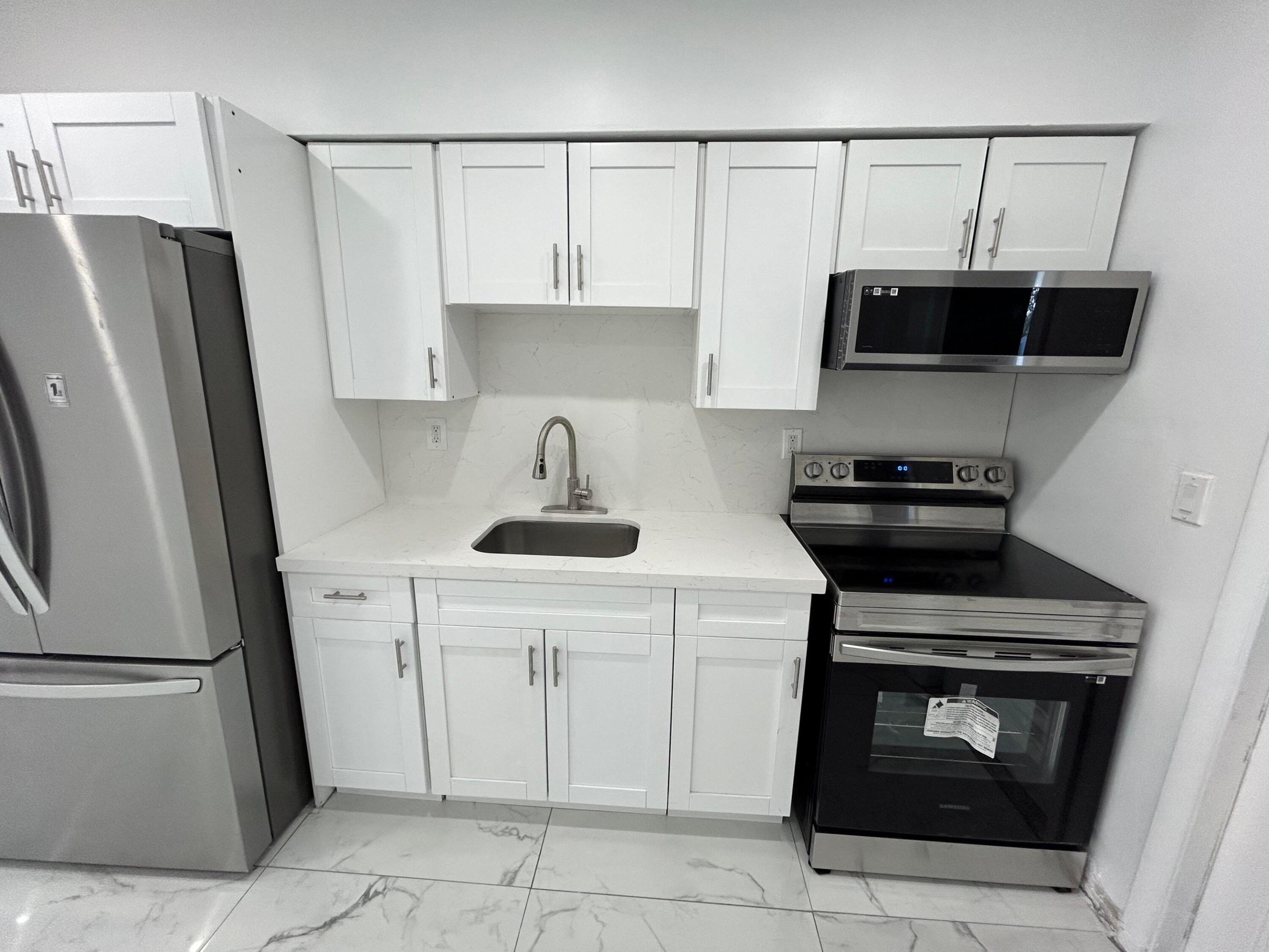 4350 SW 62nd Avenue 1