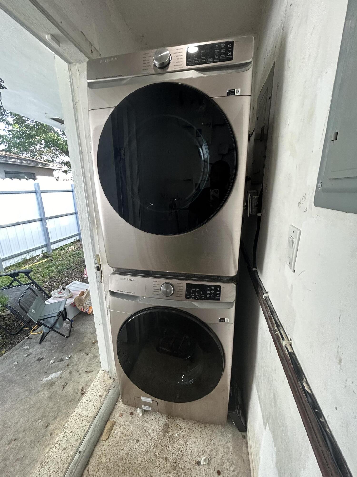 4350 SW 62nd Avenue 1