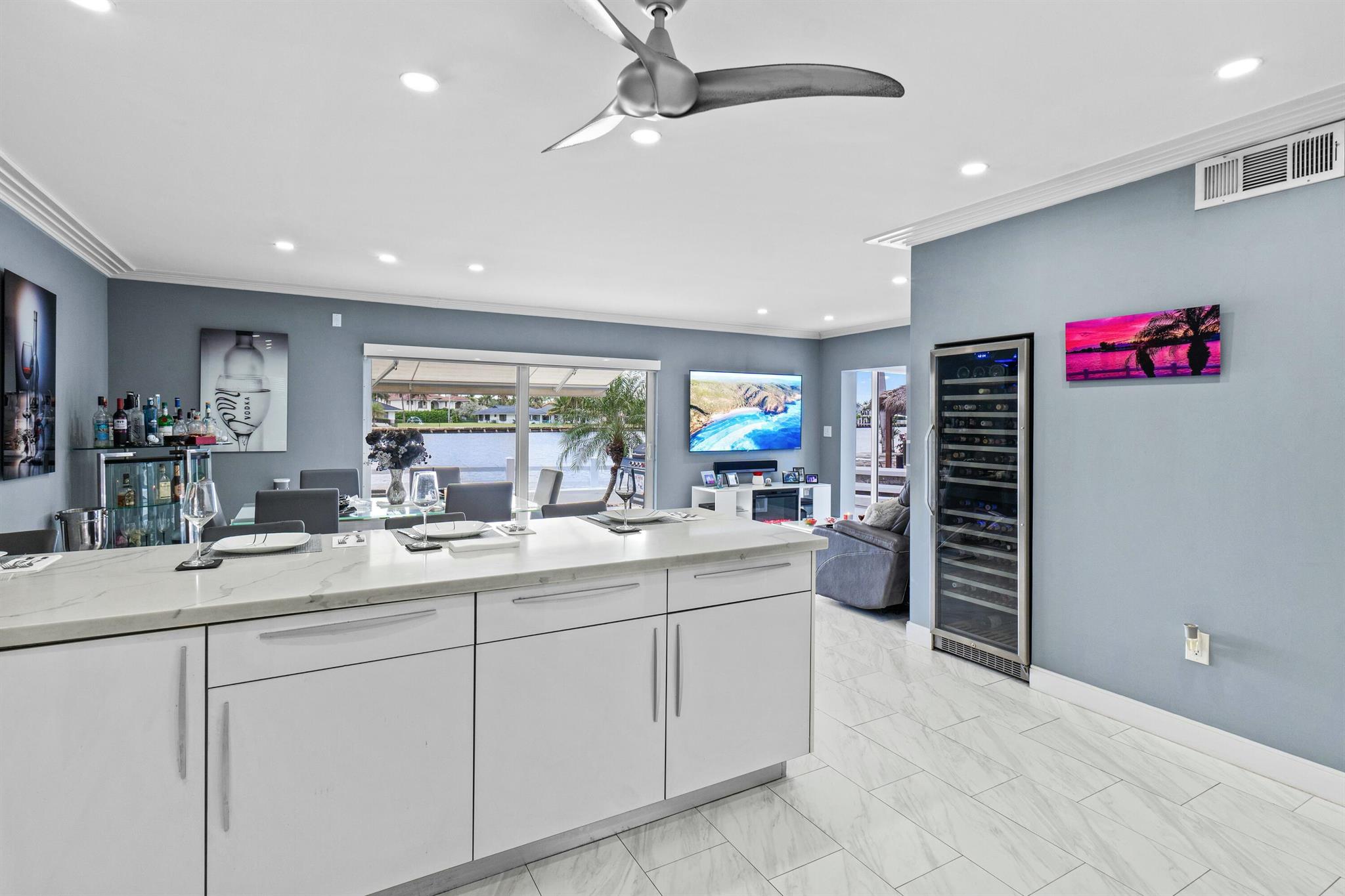 3209 S Ocean Drive 1-G