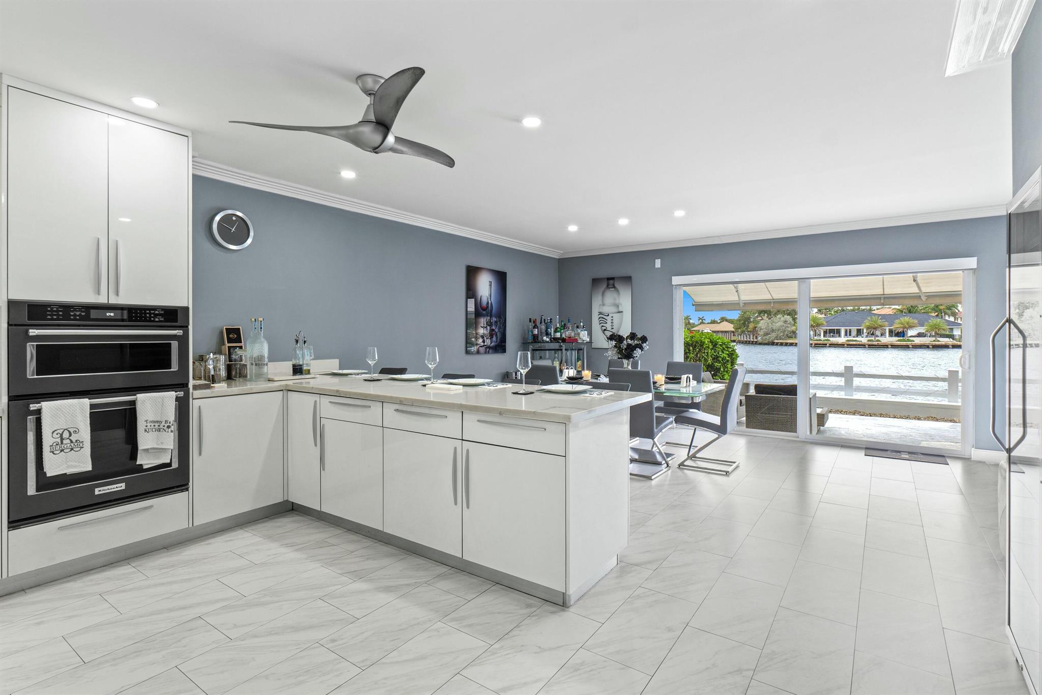 3209 S Ocean Drive 1-G