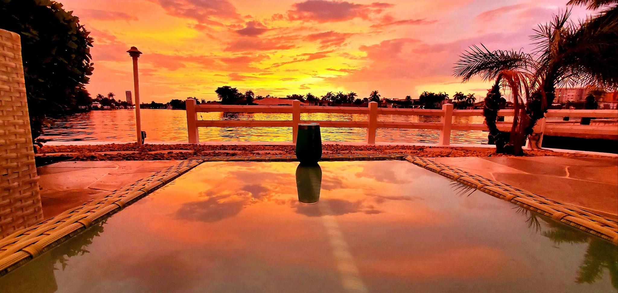 3209 S Ocean Drive 1-G