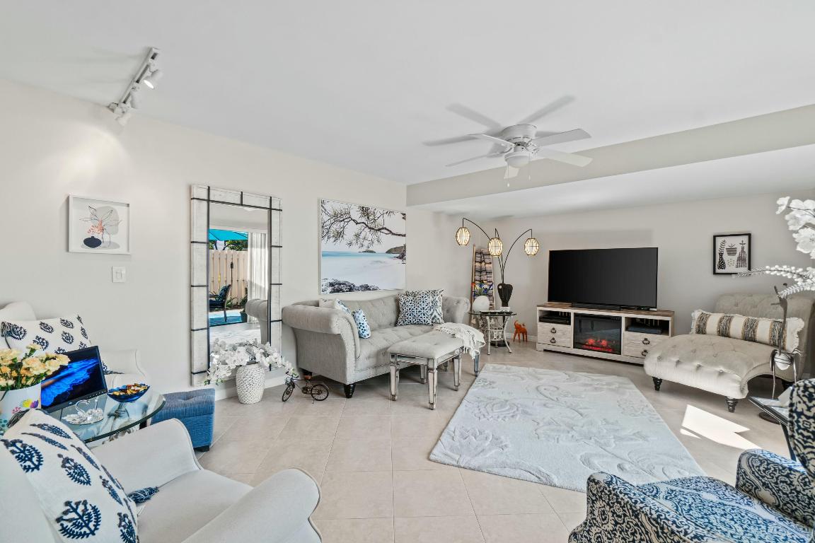 779 NW 30th Avenue D