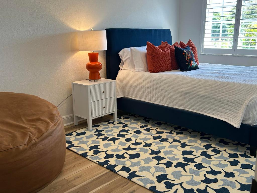 12768 Westhampton Circle