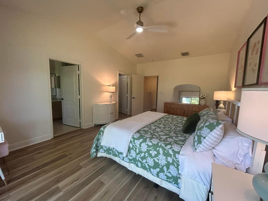 12768 Westhampton Circle