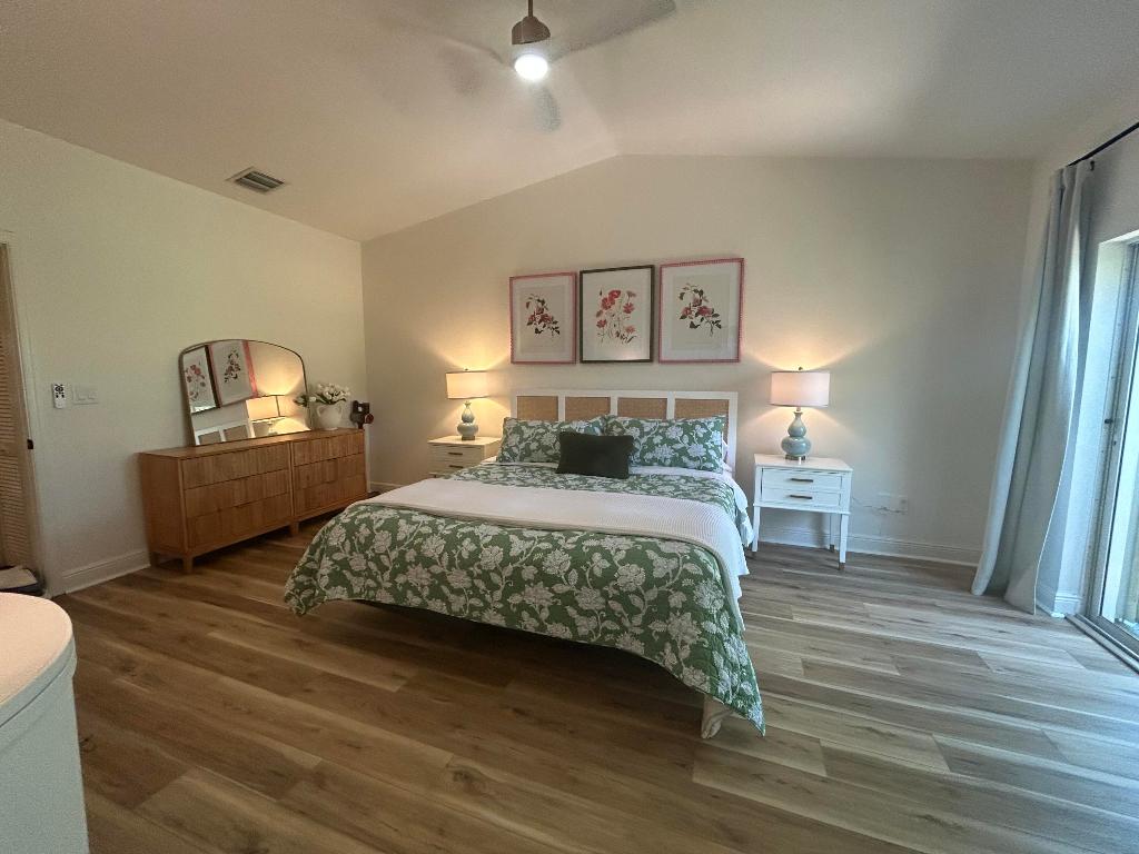 12768 Westhampton Circle