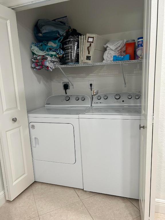 12768 Westhampton Circle