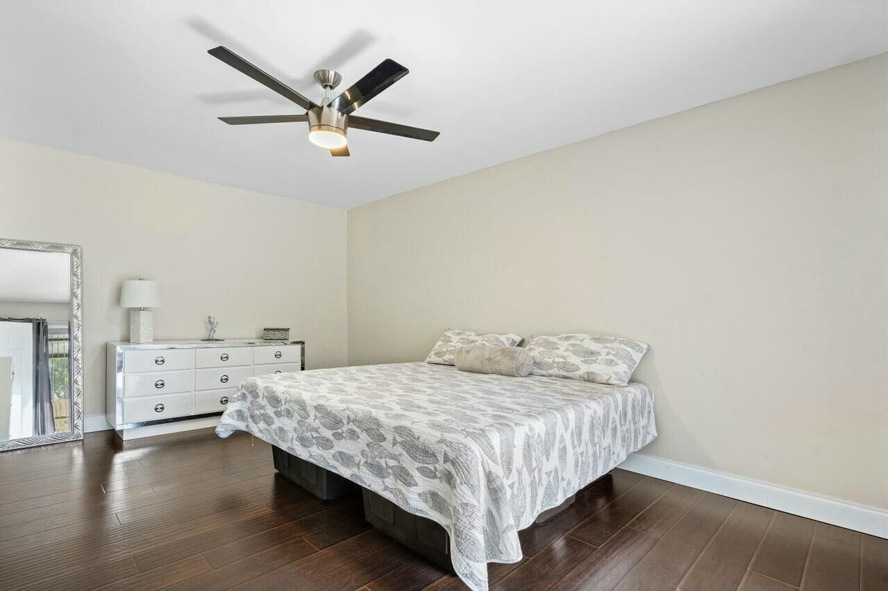 905 NW 29th Avenue D