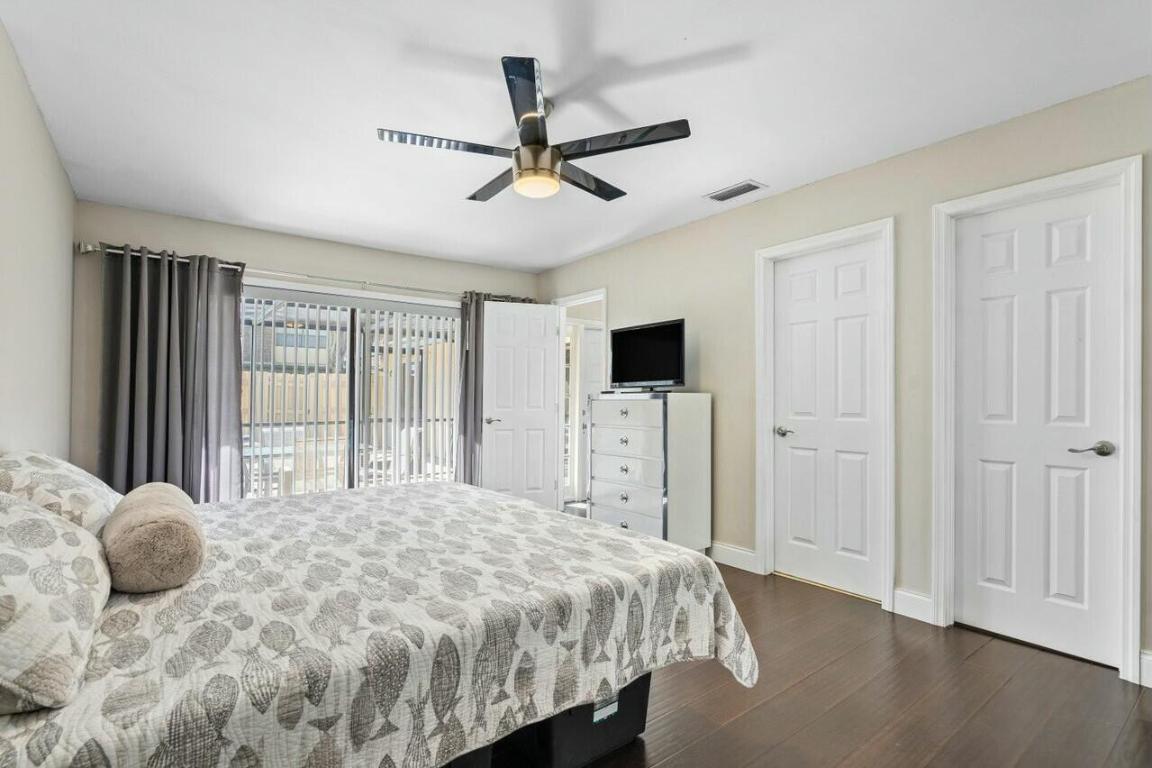 905 NW 29th Avenue D